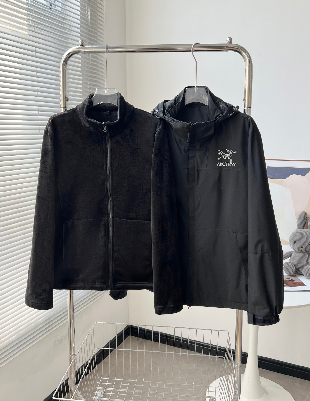 【ARC'TERYX旗艦店】保温ジャケット 男女兼用 ご好評に付き再入荷！