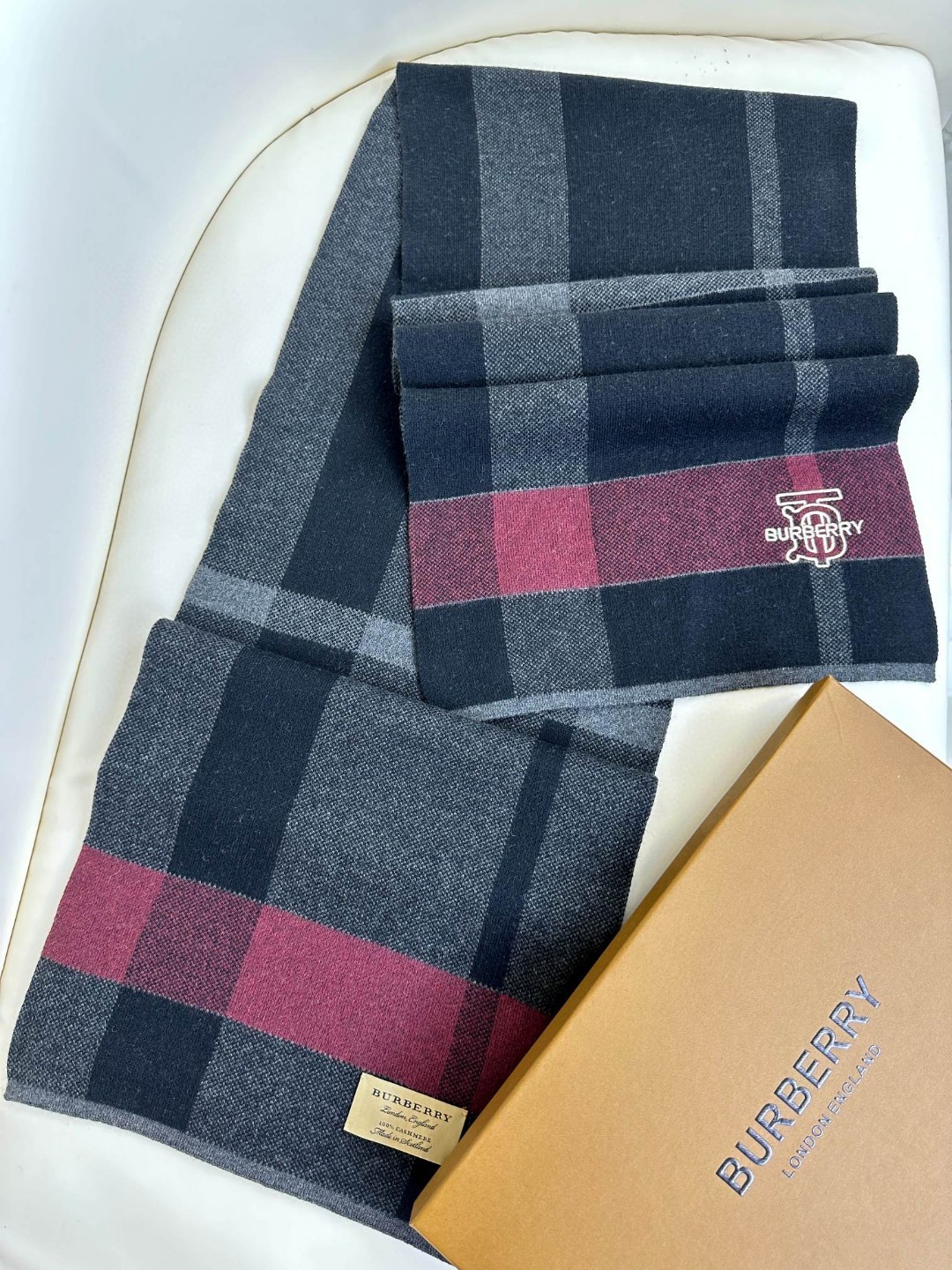 【BURBERRY公式旗艦店】バーバリー スカーフ 限定発売 送料無料