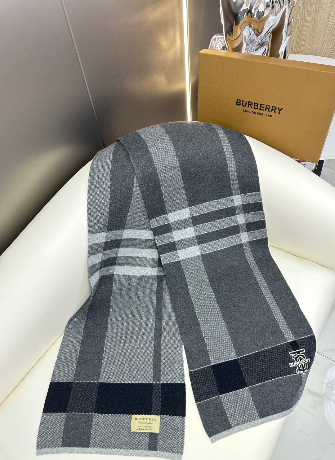 【BURBERRY公式旗艦店】バーバリー スカーフ 限定発売 送料無料