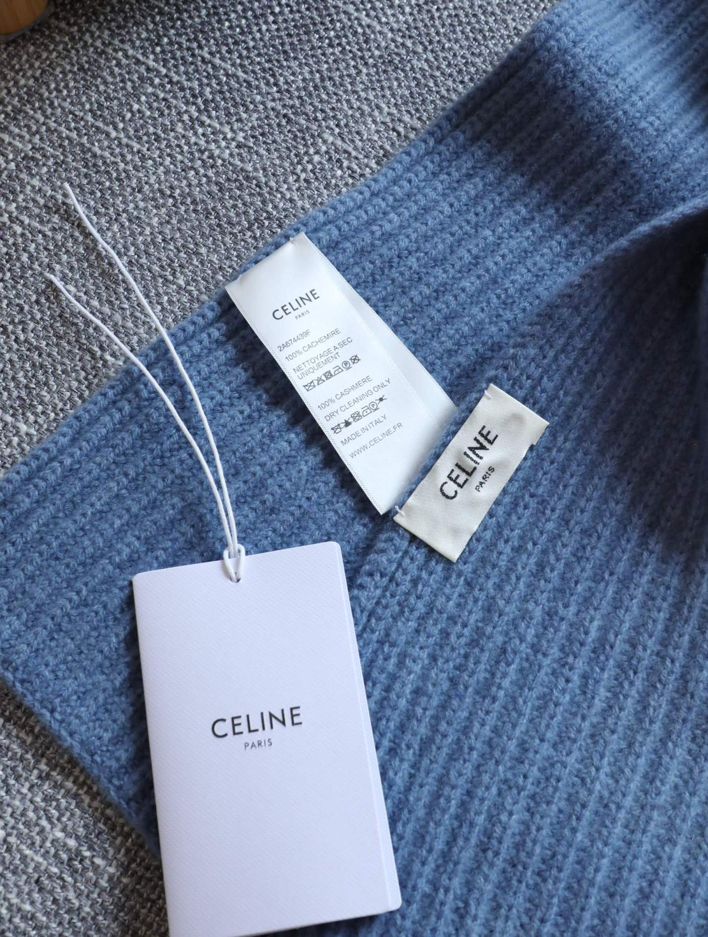 【CELINE公式旗艦店】セリーヌ スカーフ 限定発売 送料無料