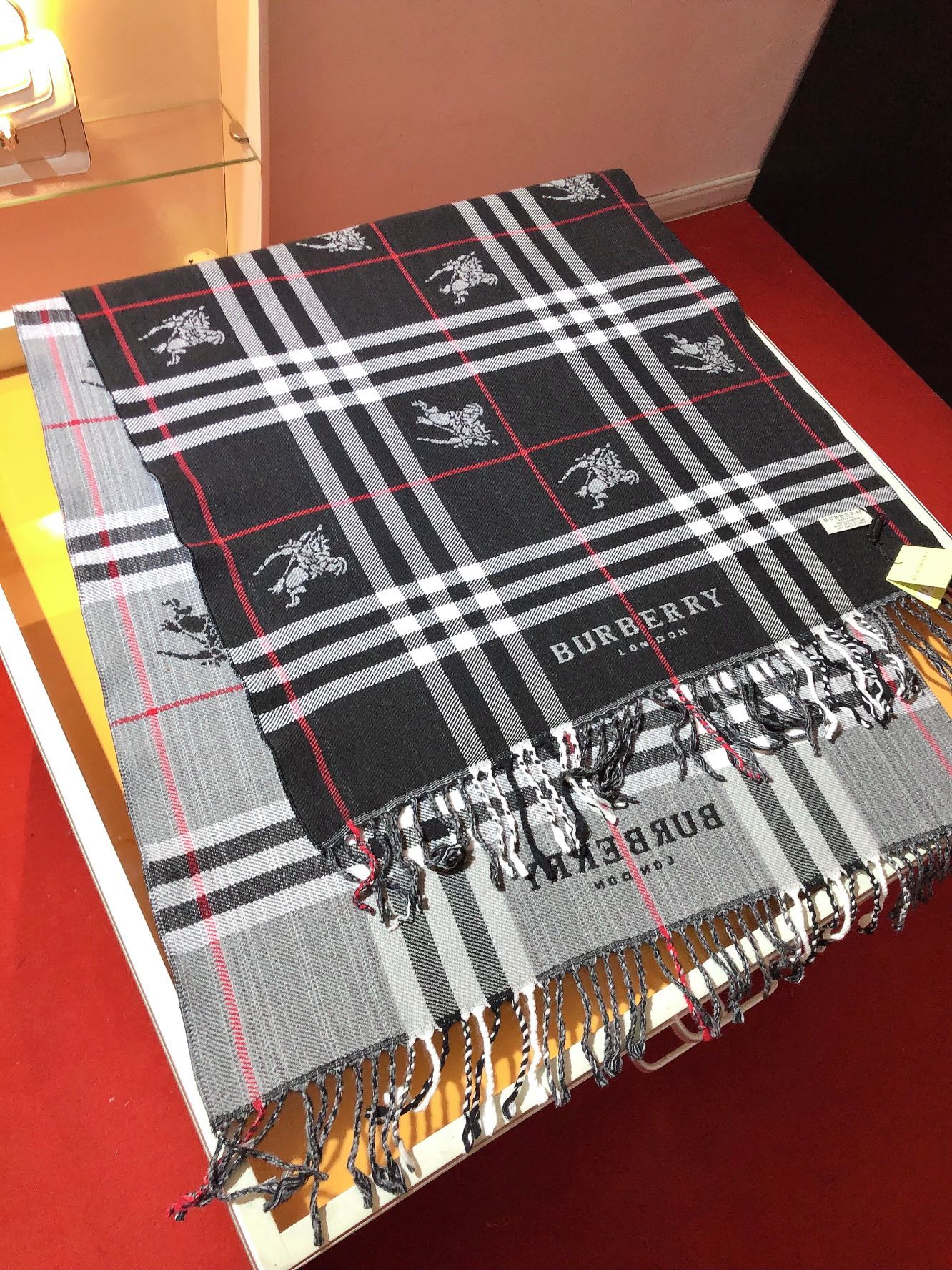 【BURBERRY公式旗艦店】バーバリー スカーフ 限定発売 送料無料