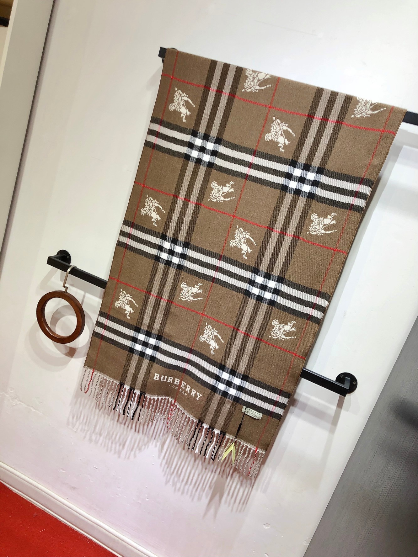 【BURBERRY公式旗艦店】バーバリー スカーフ 限定発売 送料無料