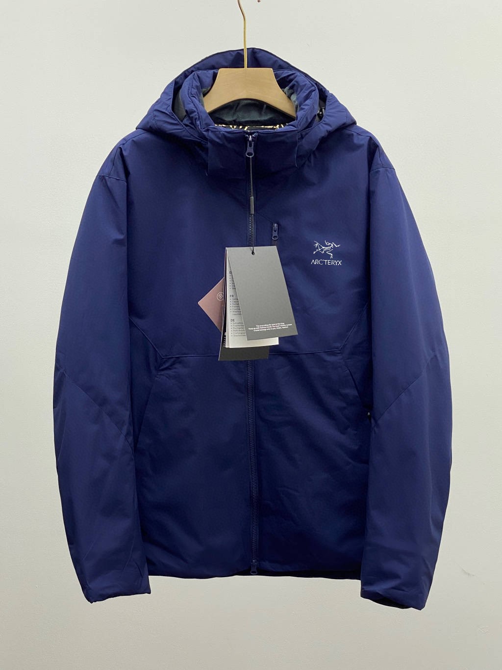 【ARC'TERYX旗艦店】ダウンジャケット 冬 ご好評に付き再入荷！