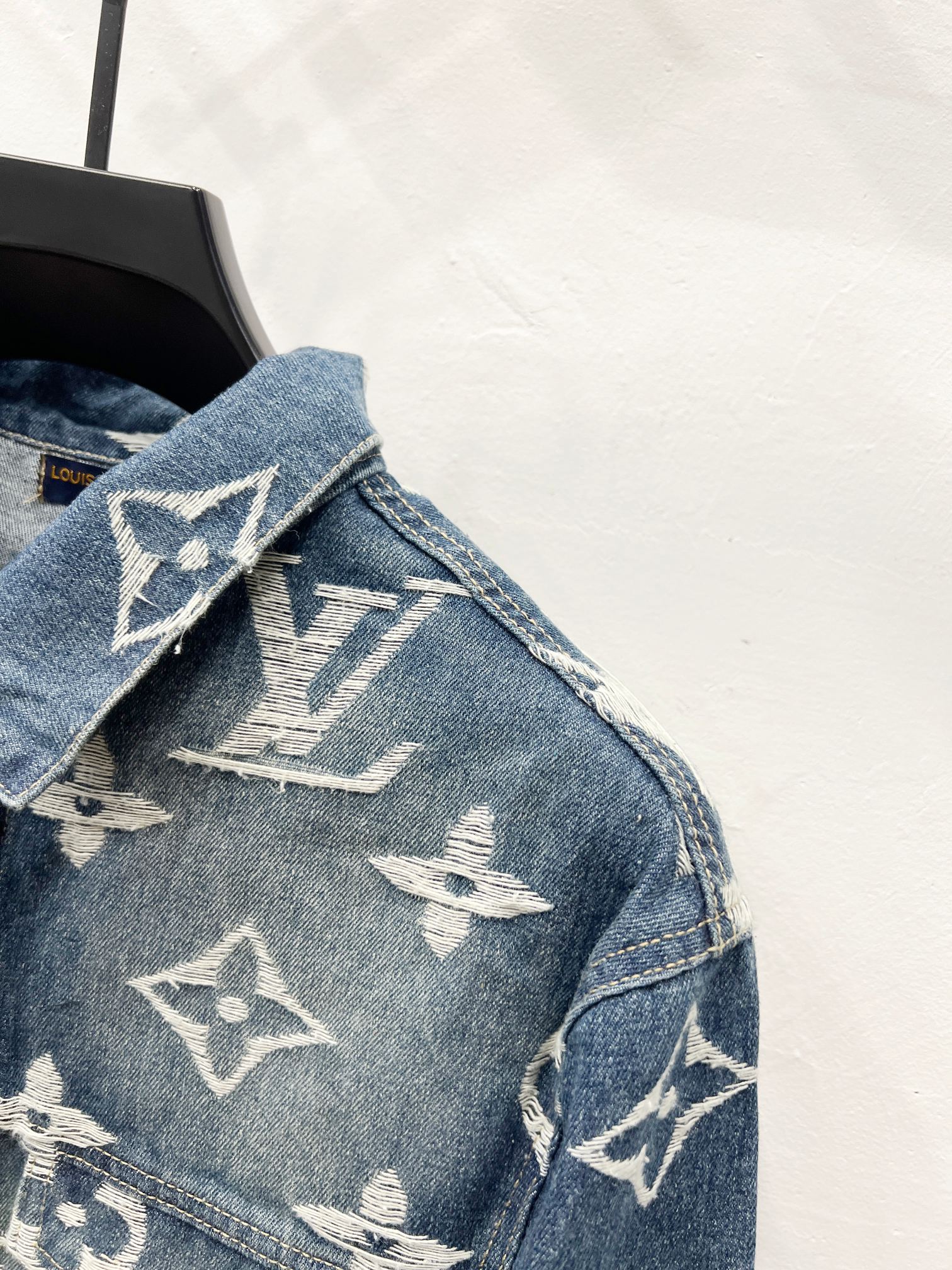 【LOUIS VUITTON旗艦店】ルイヴィトン デニムジャケット ご好評に付き再入荷！