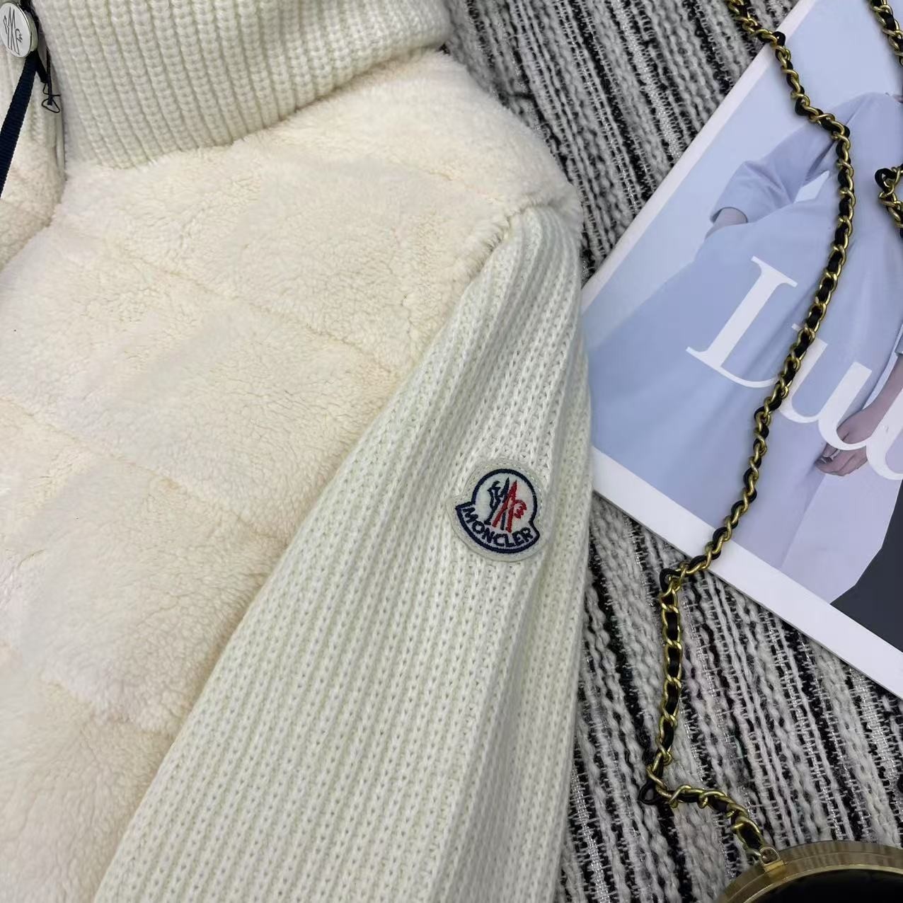 【MONCLER 公式旗艦店】モンクレール ダウンジャケット ご好評に付き再入荷！