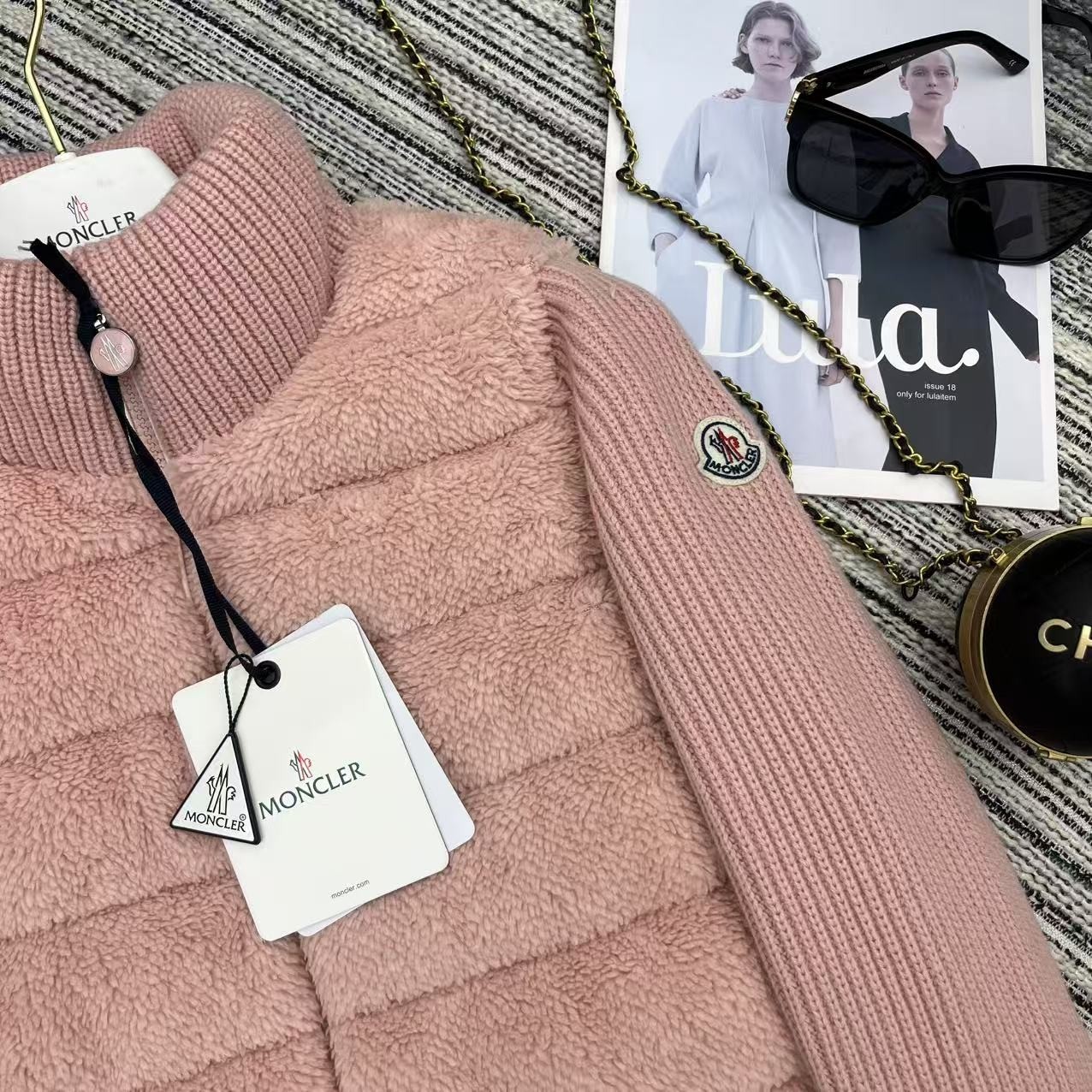 【MONCLER 公式旗艦店】モンクレール ダウンジャケット ご好評に付き再入荷！