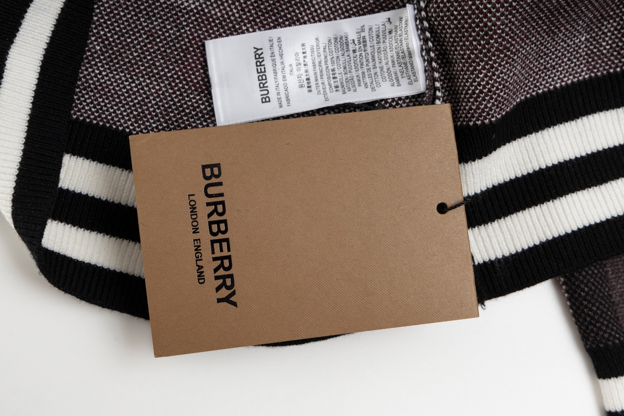 【BURBERRY旗艦店】バーバリー セーター ご好評に付き再入荷！