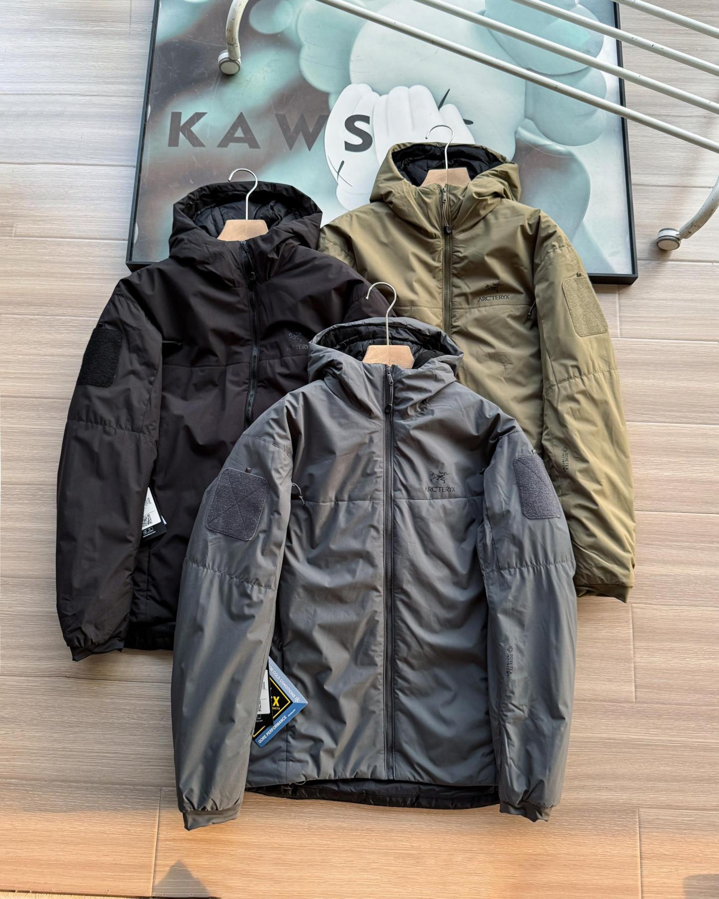 【ARC'TERYX旗艦店】ダウンジャケット 男女兼用 ご好評に付き再入荷！