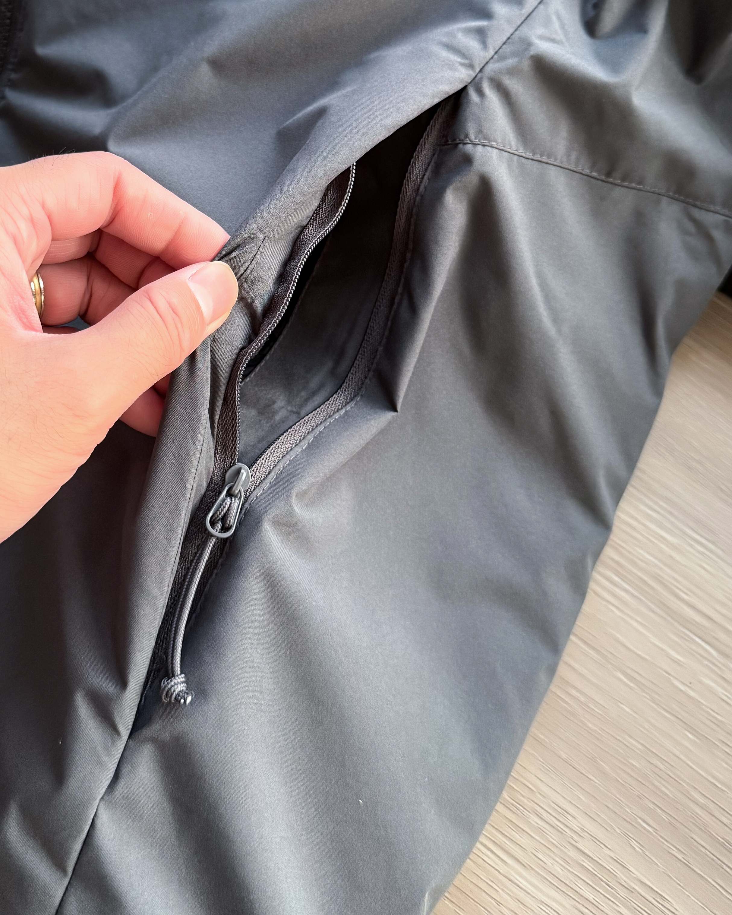 【ARC'TERYX旗艦店】ダウンジャケット 男女兼用 ご好評に付き再入荷！