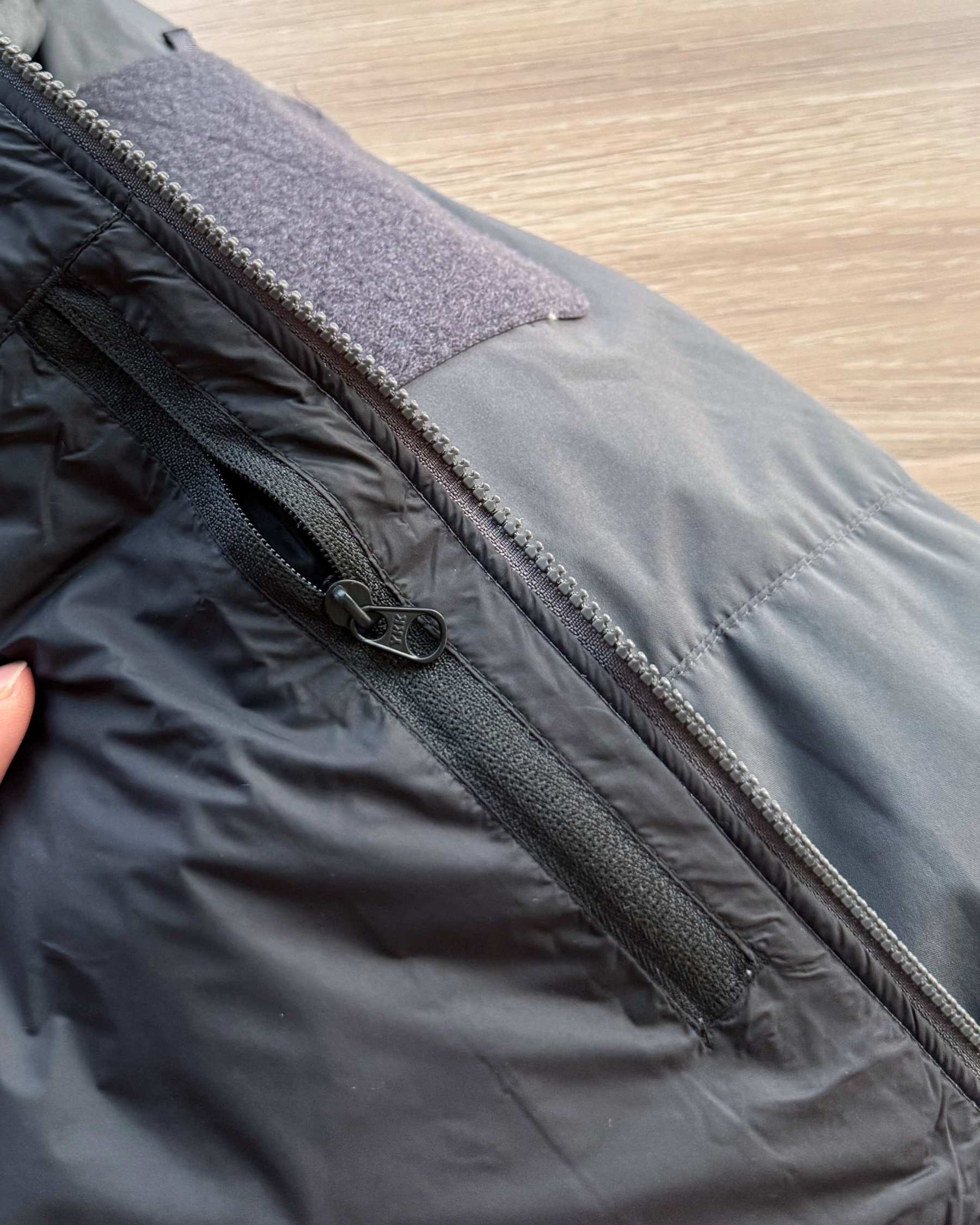 【ARC'TERYX旗艦店】ダウンジャケット 男女兼用 ご好評に付き再入荷！