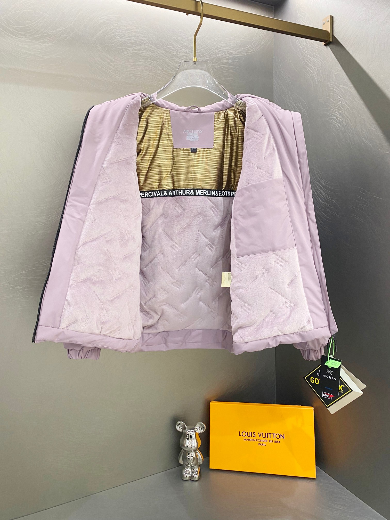 【ARC TERYX公式旗艦店】ダウンジャケット 男女兼用 ご好評に付き再入荷！