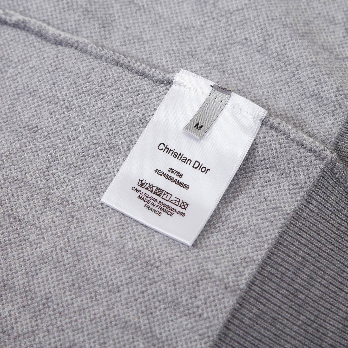 【DIOR旗艦店】ディオール セーター ご好評に付き再入荷！