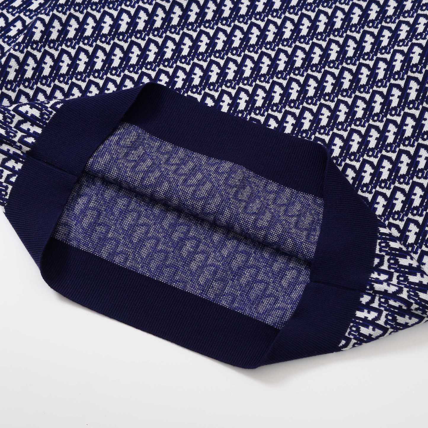 【DIOR旗艦店】ディオール セーター ご好評に付き再入荷！