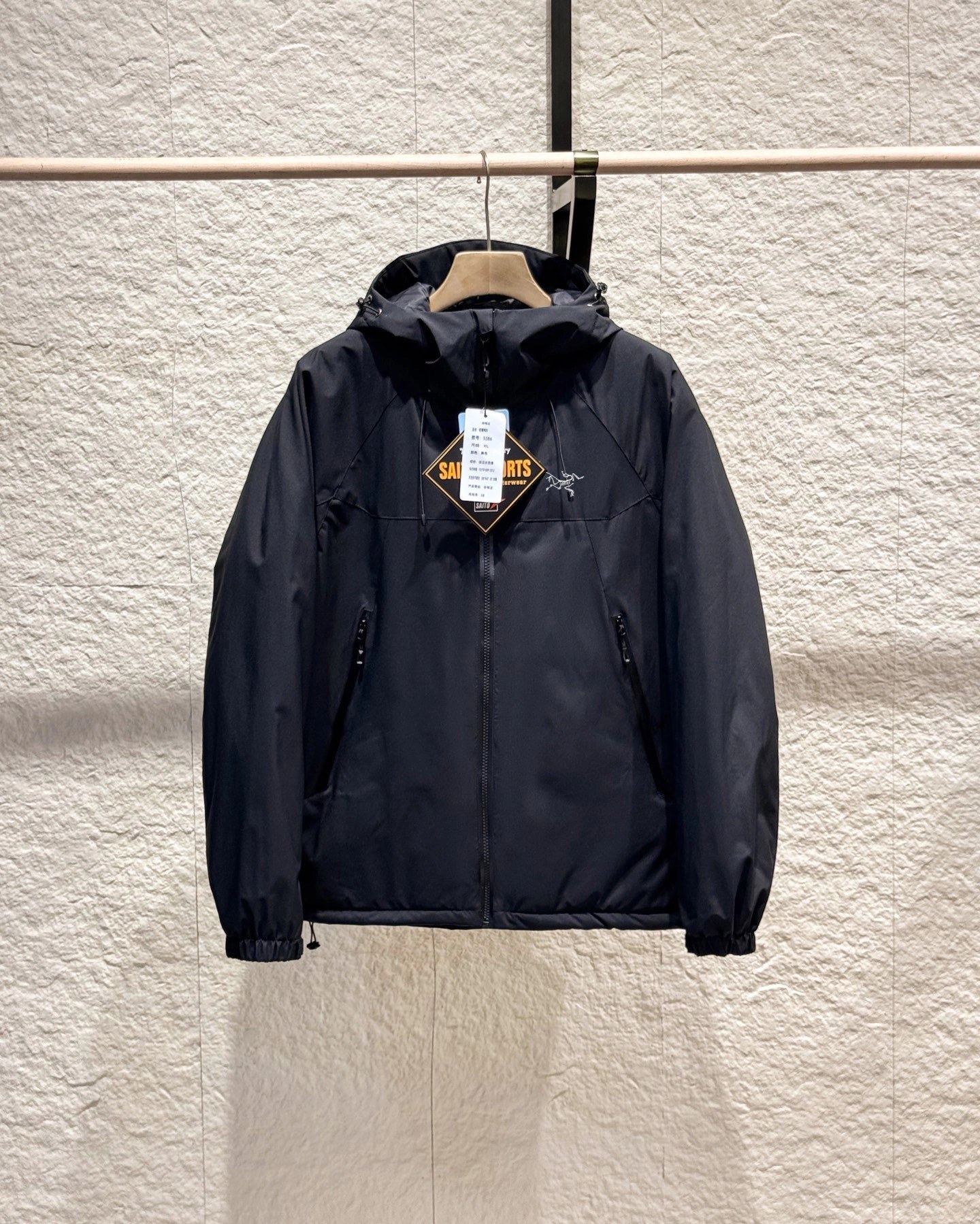 【ARC'TERYX旗艦店】軽量防風防水ジャケット 男女兼用 ご好評に付き再入荷！