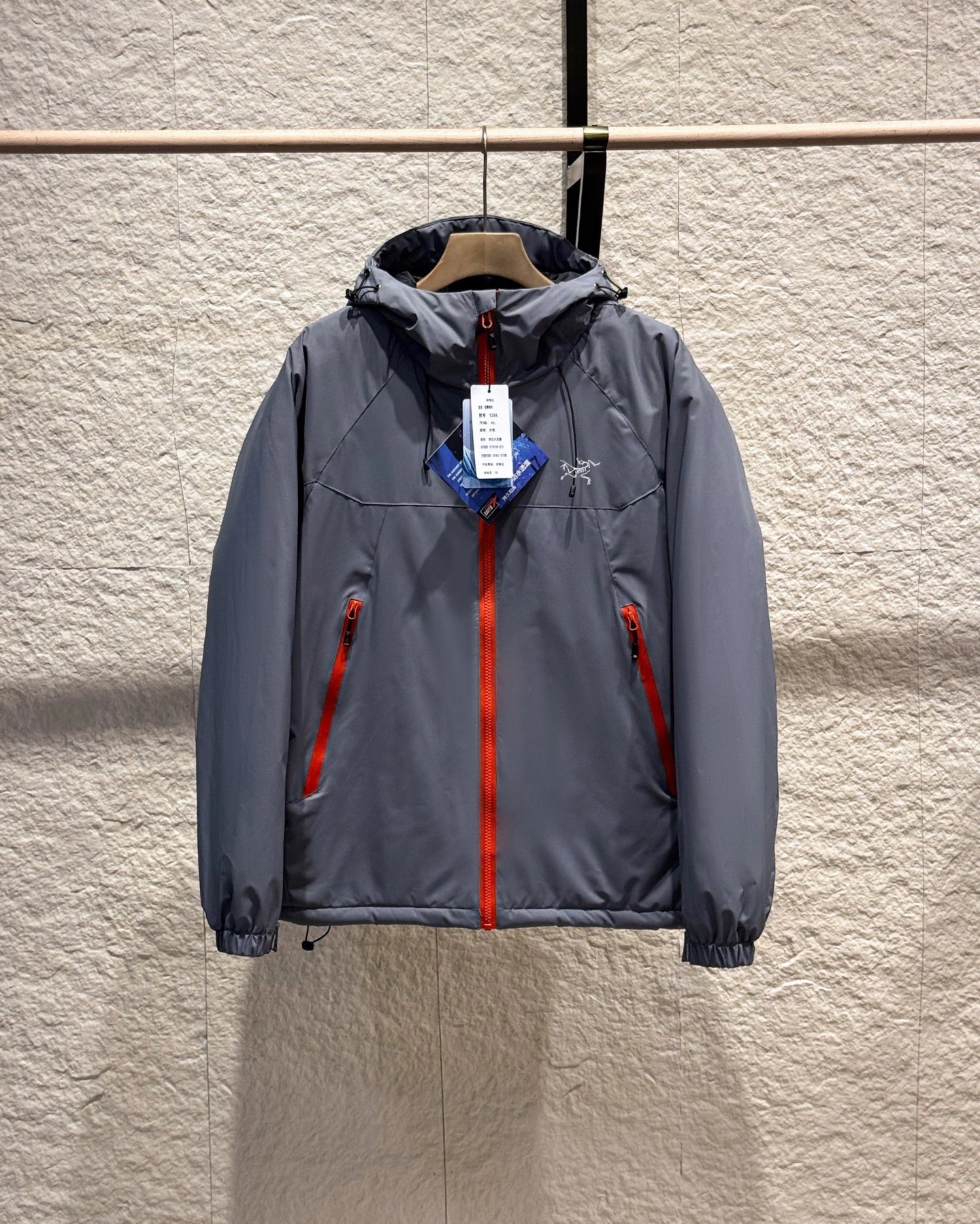 【ARC'TERYX旗艦店】軽量防風防水ジャケット 男女兼用 ご好評に付き再入荷！