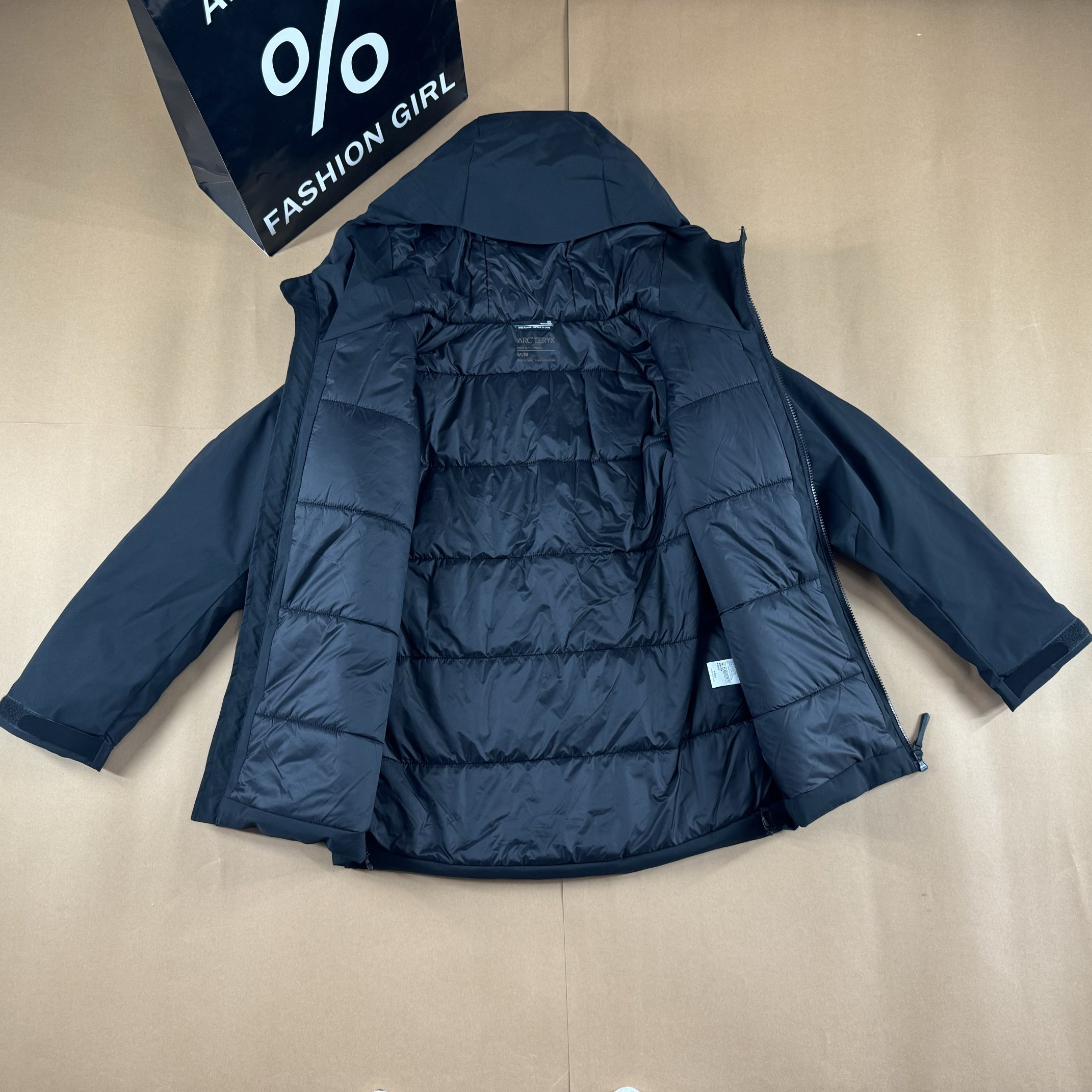 【ARC'TERYX旗艦店】ダウンジャケット 男女兼用 ご好評に付き再入荷！