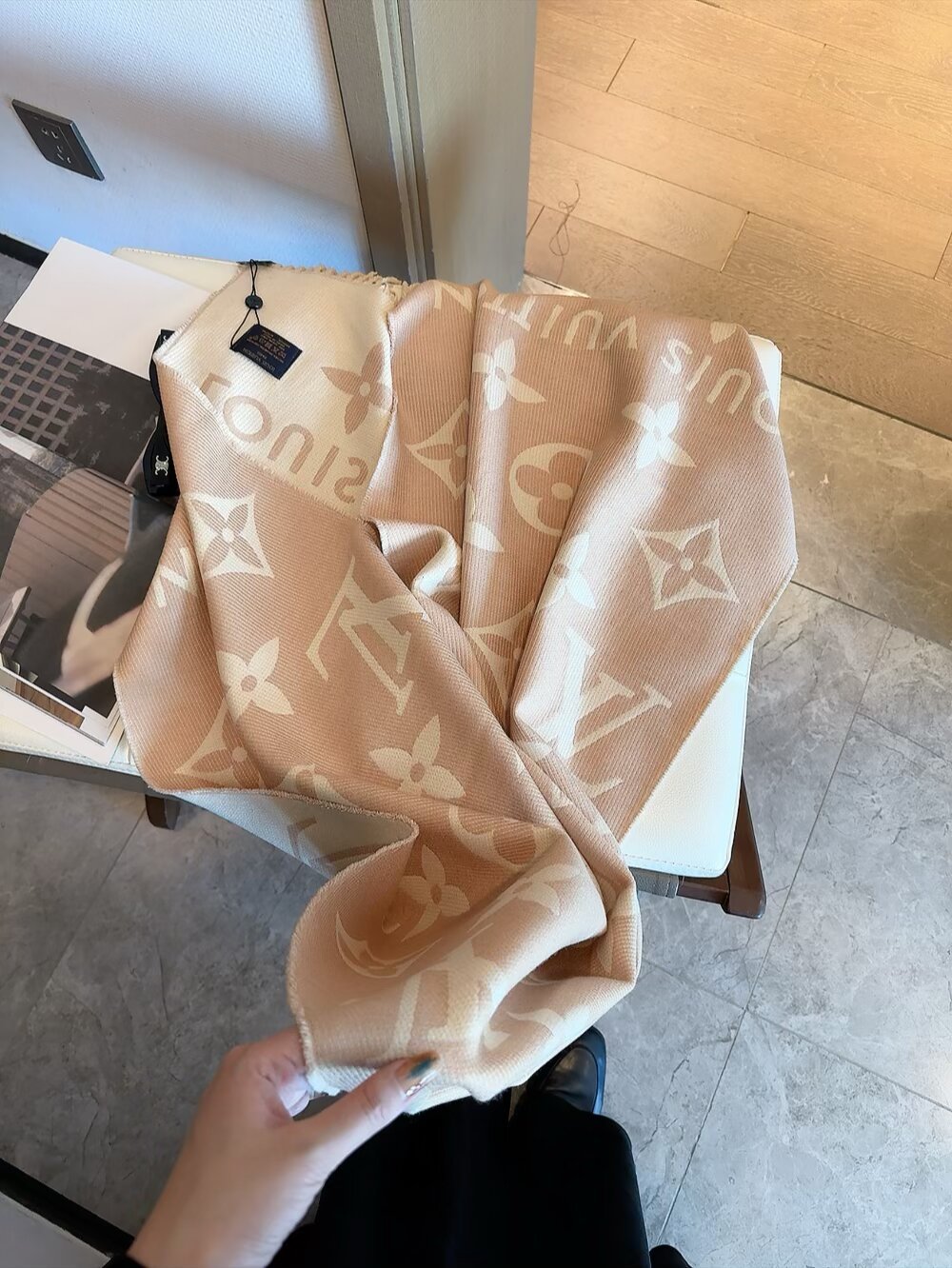 【LOUIS VUITTON公式旗艦店】ルイヴィトン スカーフ 限定発売 送料無料