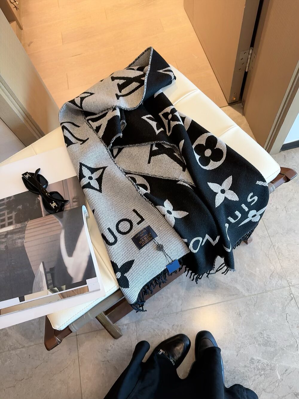 【LOUIS VUITTON公式旗艦店】ルイヴィトン スカーフ 限定発売 送料無料