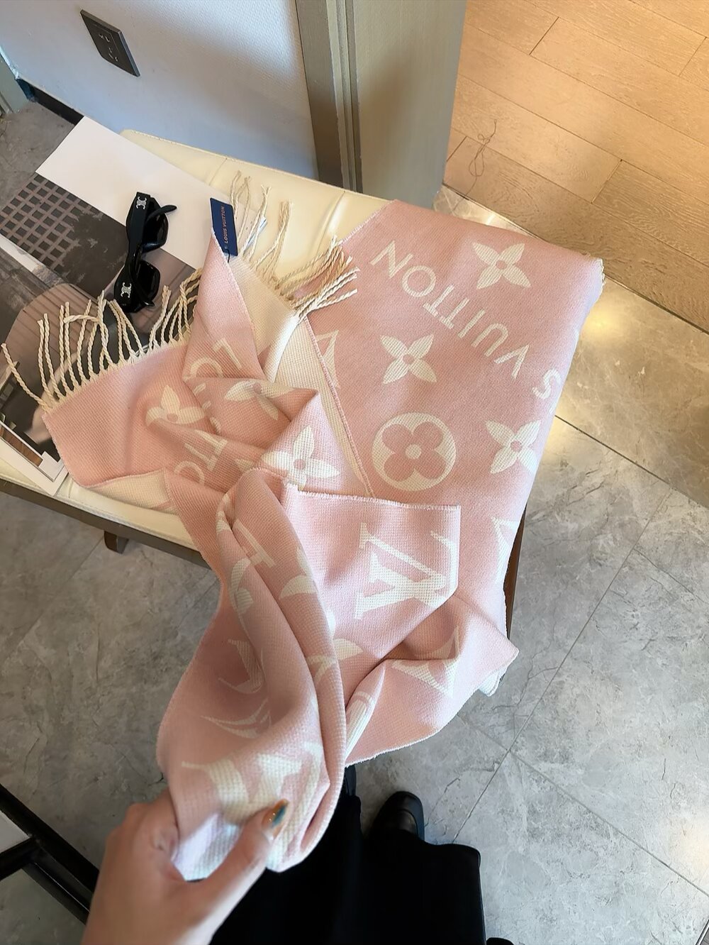 【LOUIS VUITTON公式旗艦店】ルイヴィトン スカーフ 限定発売 送料無料