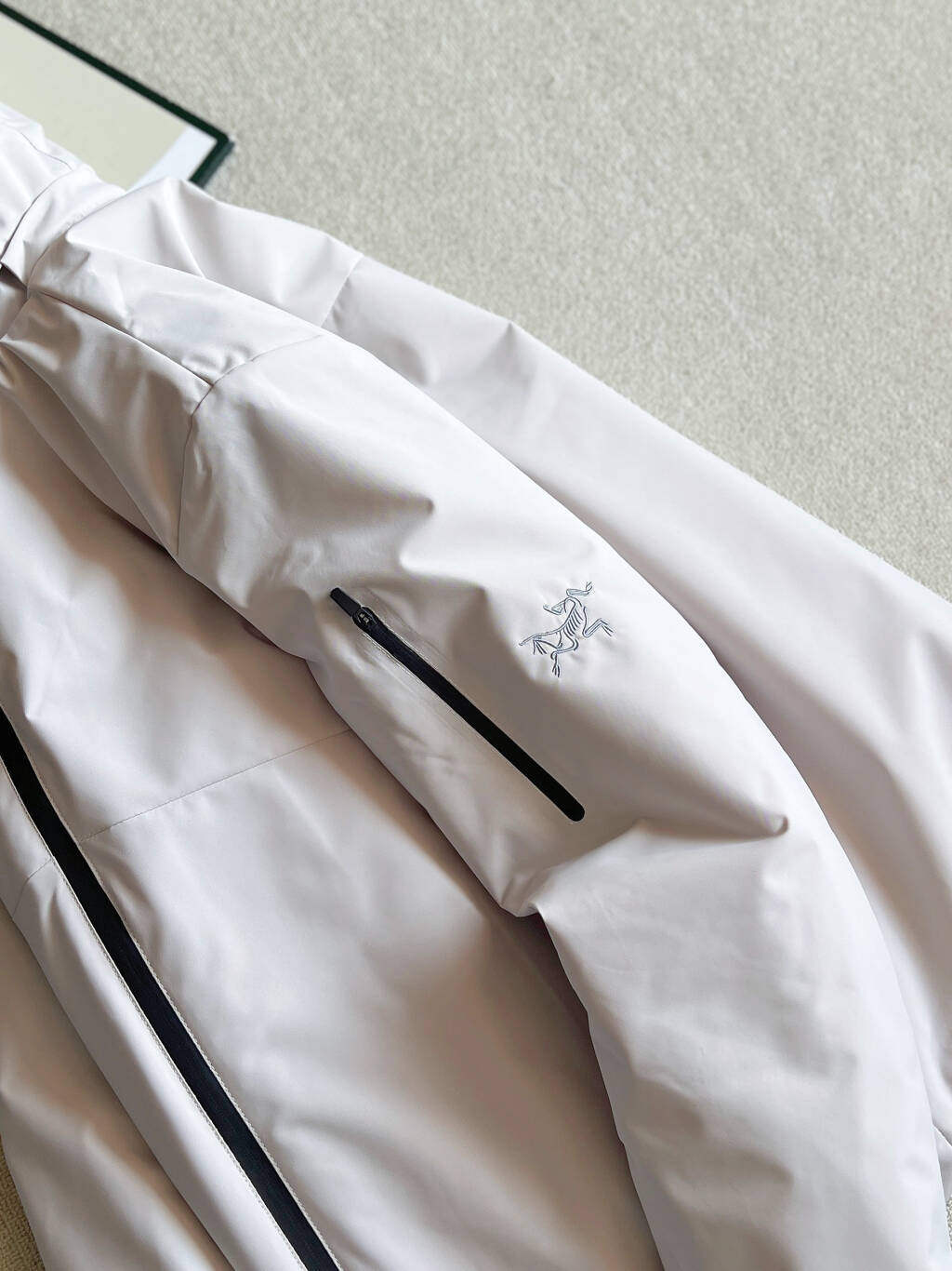 【ARC'TERYX旗艦店】秋冬ジャケット 男女兼用 ご好評に付き再入荷！