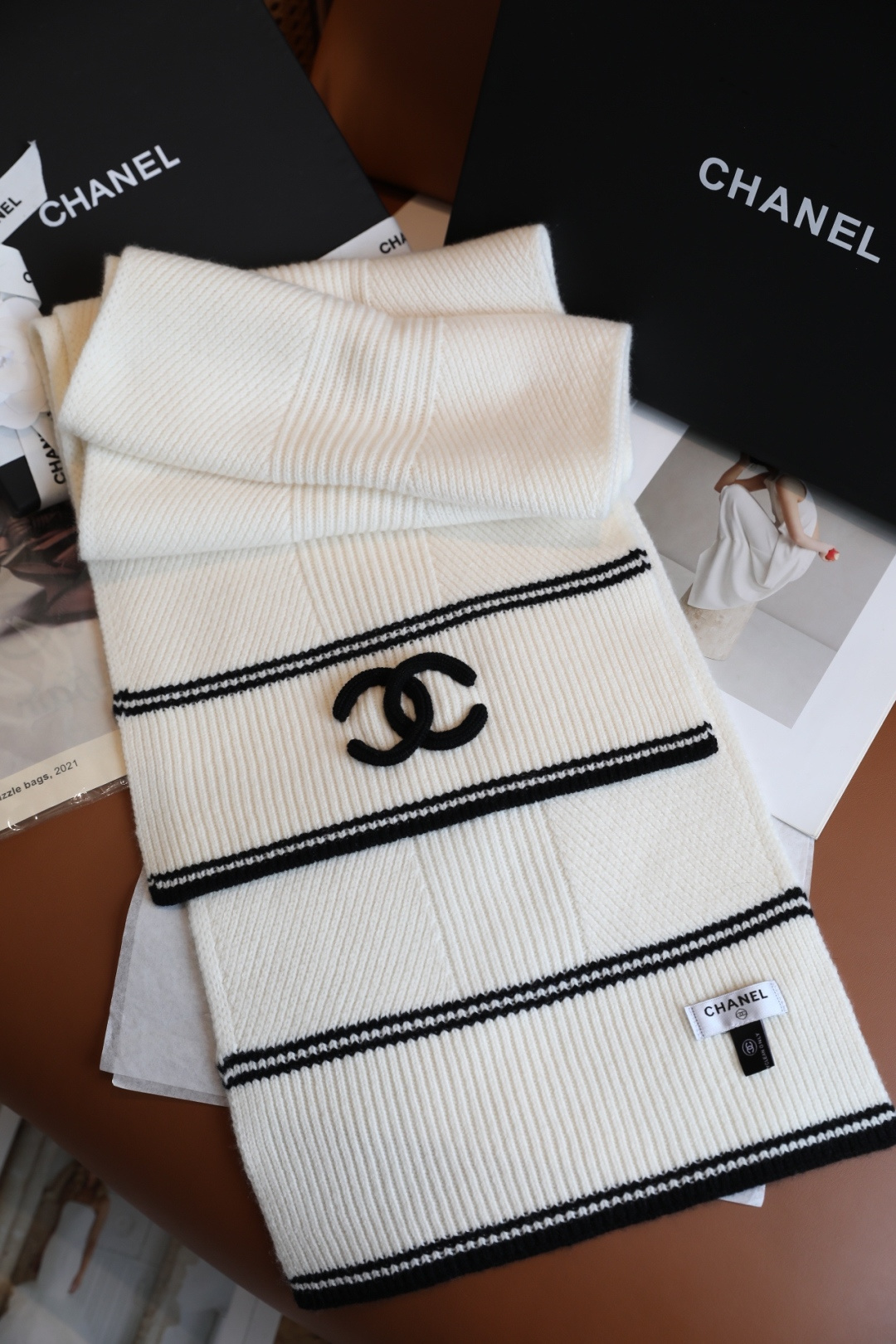 【CHANEL公式旗艦店】シャネル スカーフ 限定発売 送料無料