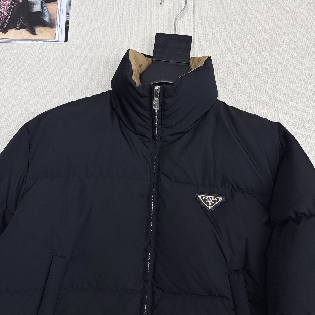 【PRADA旗艦店】ダウンジャケット、ご好評に付き再入荷！