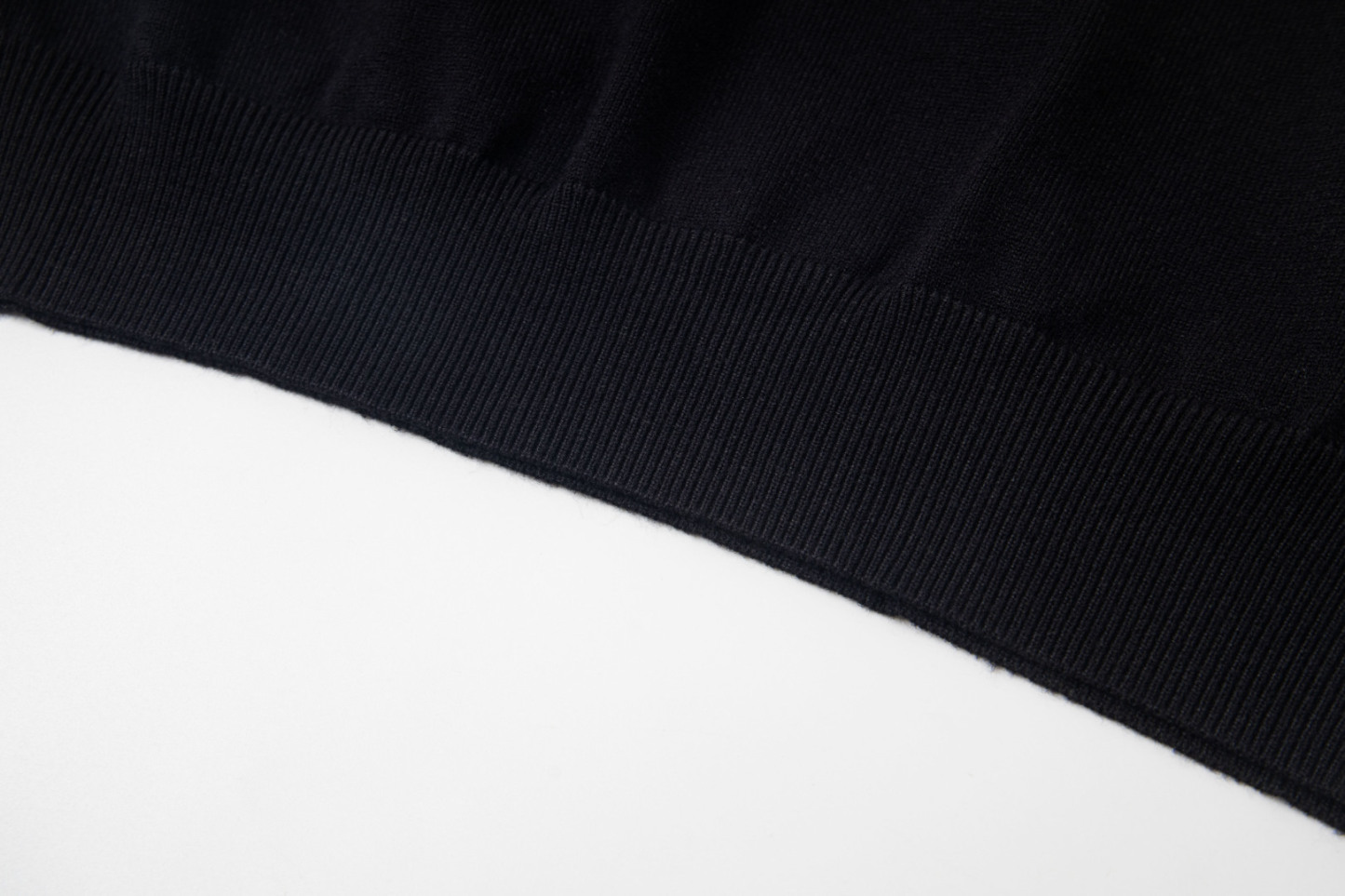 【LOUIS VUITTON旗艦店】ルイヴィトン セーター 男女兼用 ご好評に付き再入荷！