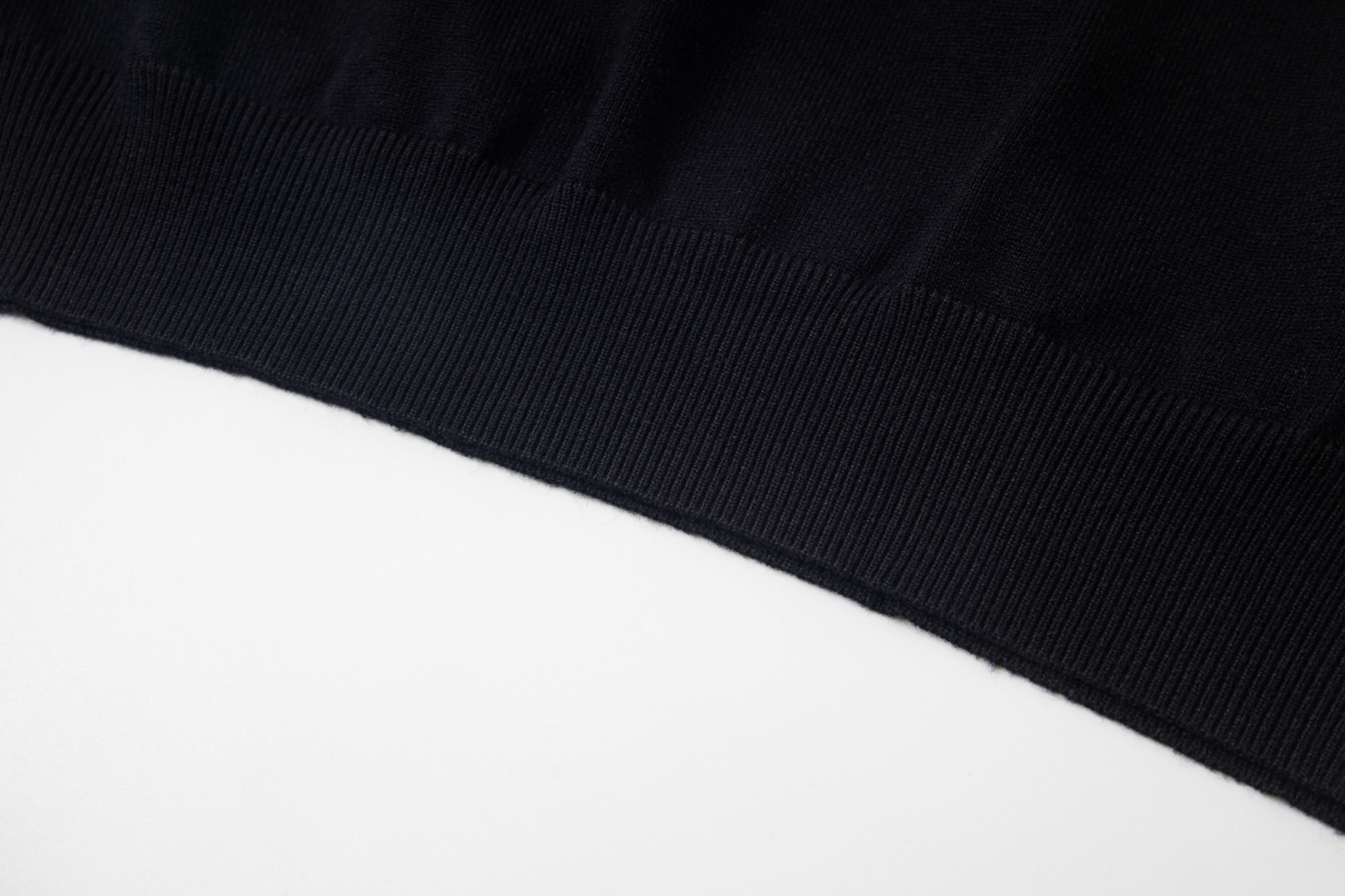 【LOUIS VUITTON旗艦店】ルイヴィトン セーター 男女兼用 ご好評に付き再入荷！