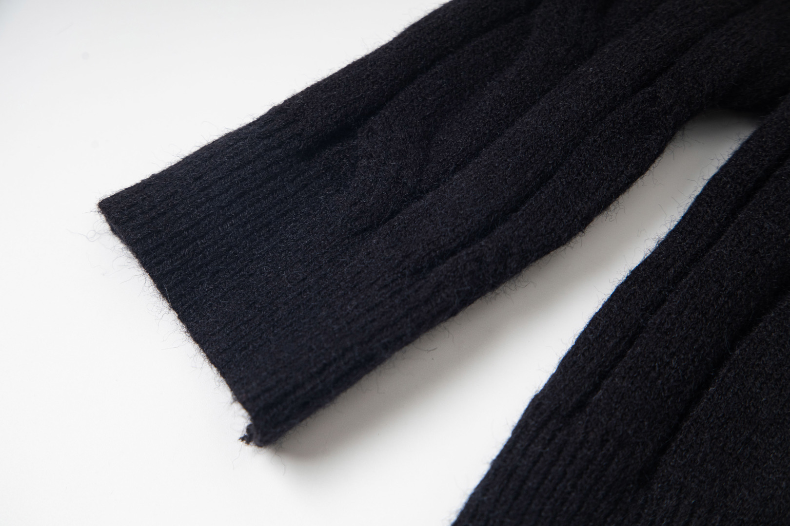 【PRADA旗艦店】プラダ セーター 男女兼用 ご好評に付き再入荷！