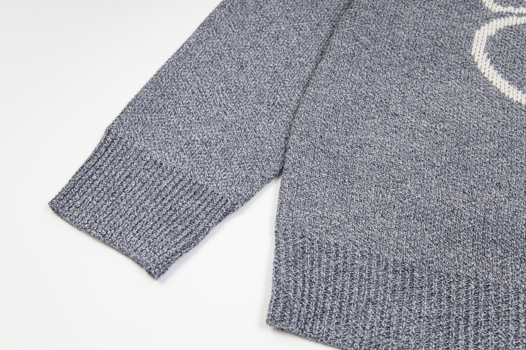 【LOEWE 公式旗艦店】ロエベ セーター好評に付き再入荷！ 241031