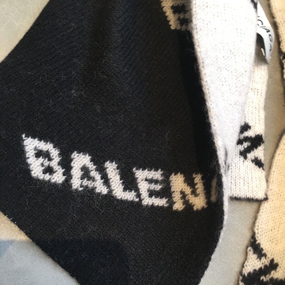 【BALENCIAGA公式旗艦店】バレンシアガ スカーフ 限定発売 送料無料