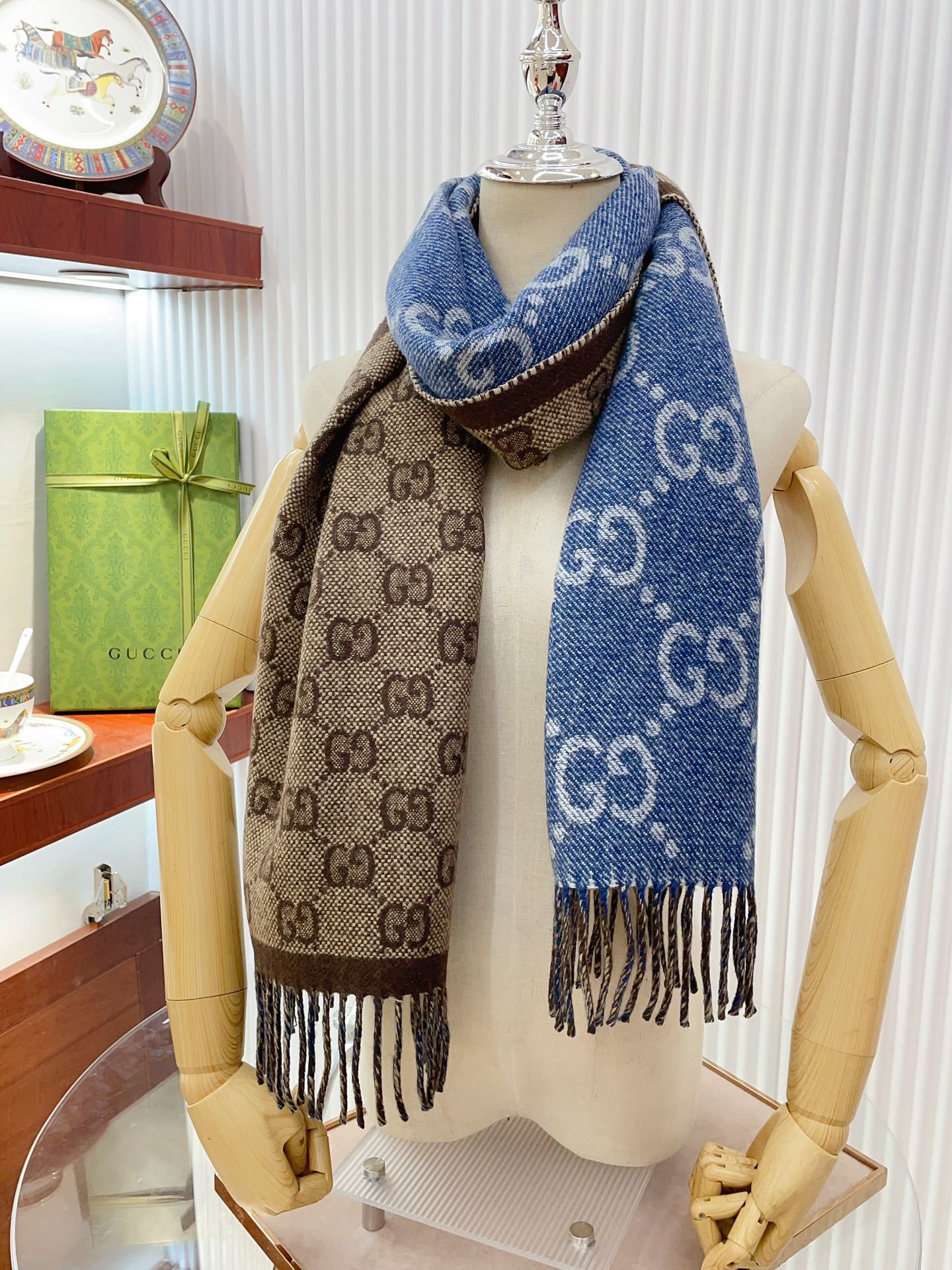 【GUCCI公式旗艦店】グッチ スカーフ 限定発売 送料無料