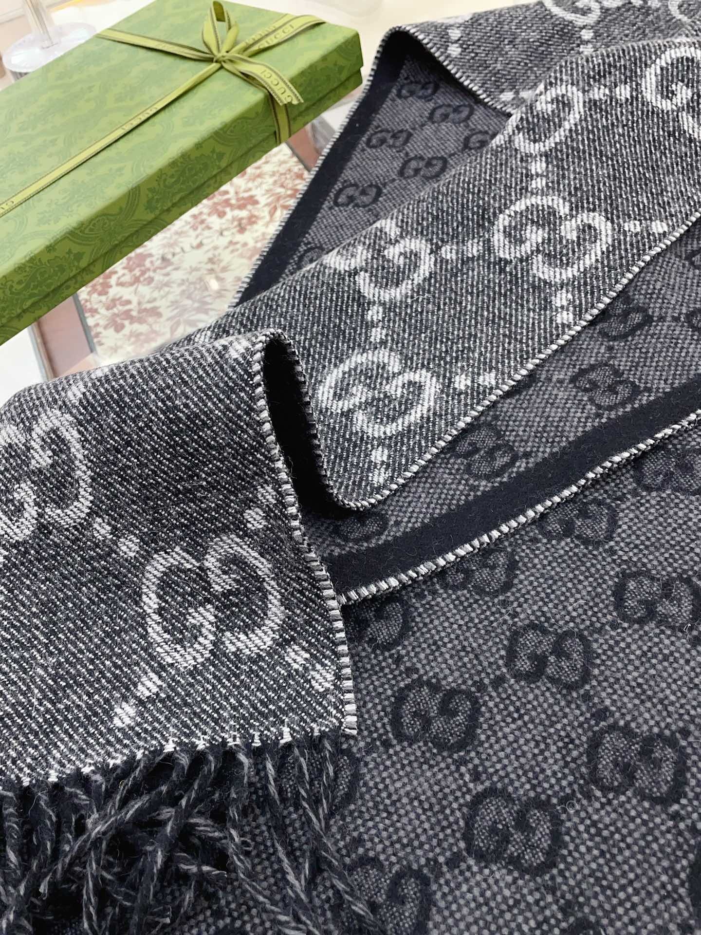 【GUCCI公式旗艦店】グッチ スカーフ 限定発売 送料無料