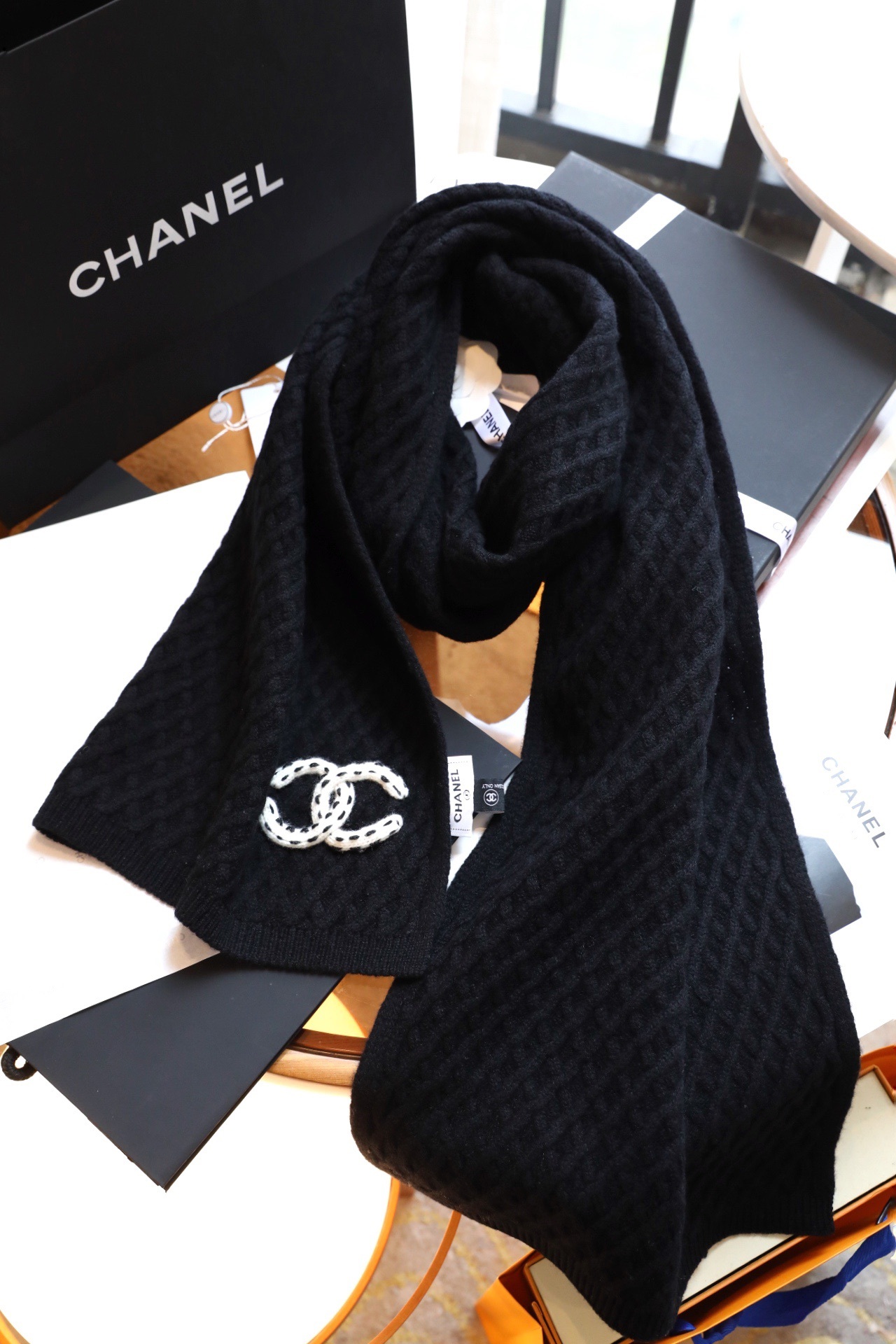 【CHANEL公式旗艦店】シャネル スカーフ 限定発売 送料無料