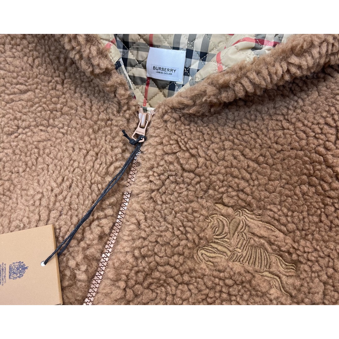 【BURBERRY旗艦店】バーバリー ウールダウンジャケット ご好評に付き再入荷！