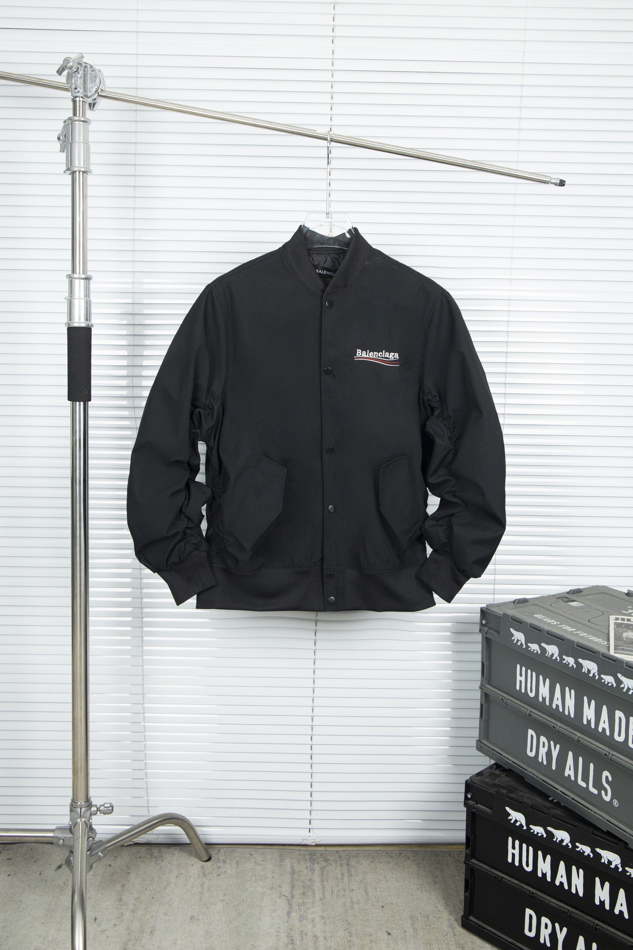 【BALENCIAGA旗艦店】バレンシアガ ジャケット、ご好評に付き再入荷！