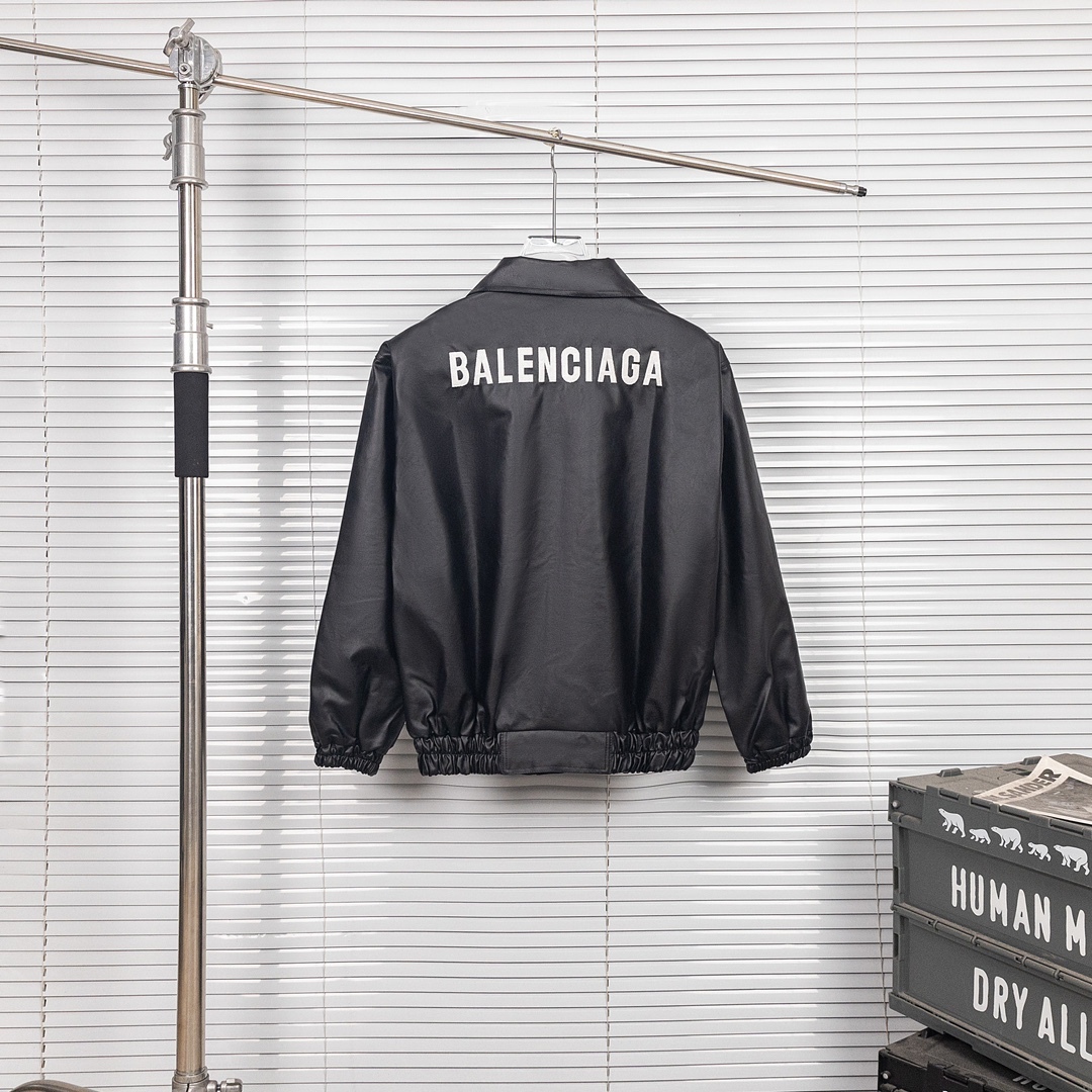 【BALENCIAGA旗艦店】バレンシアガ 革ジャケット、ご好評に付き再入荷！