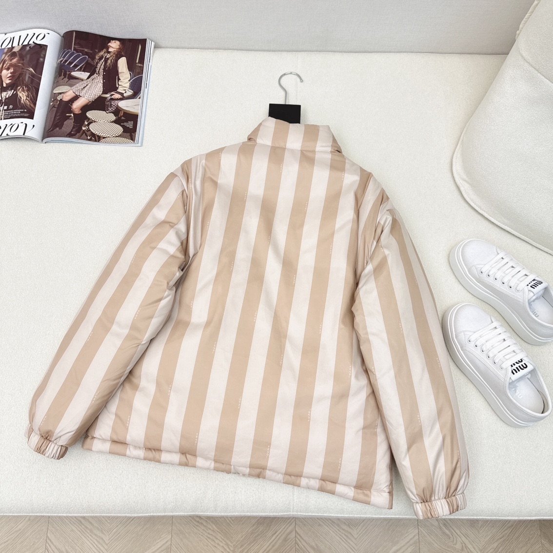 FENDI（フェンディ） 両面着可能ダウンジャケット ご好評に付き再入荷！