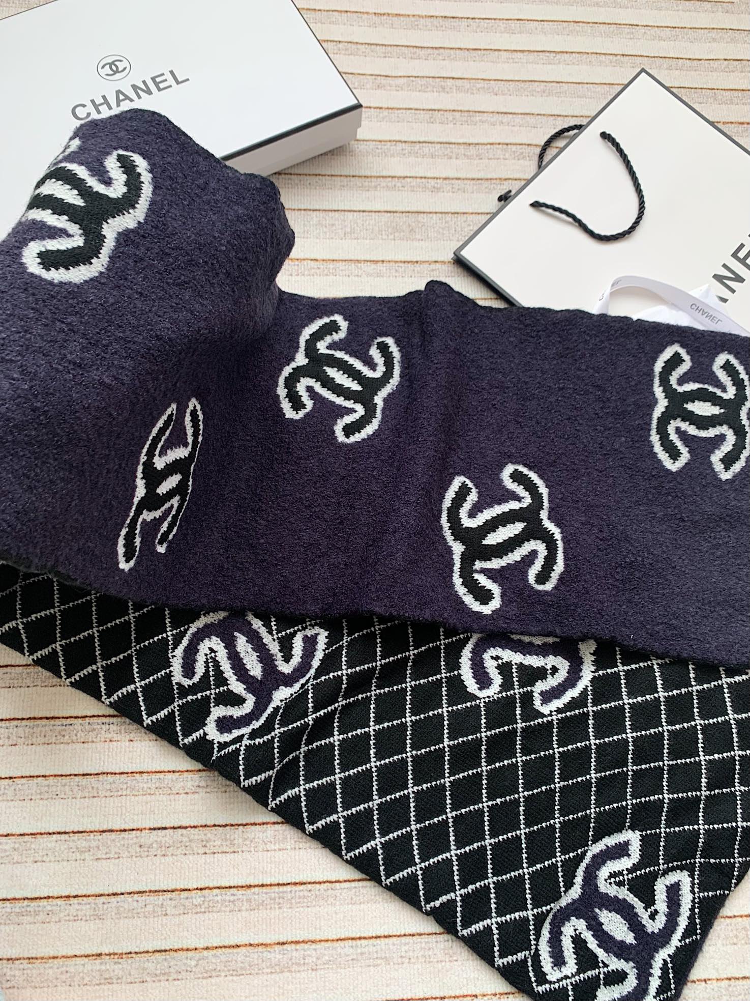 【CHANEL公式旗艦店】シャネル スカーフ 限定発売 送料無料