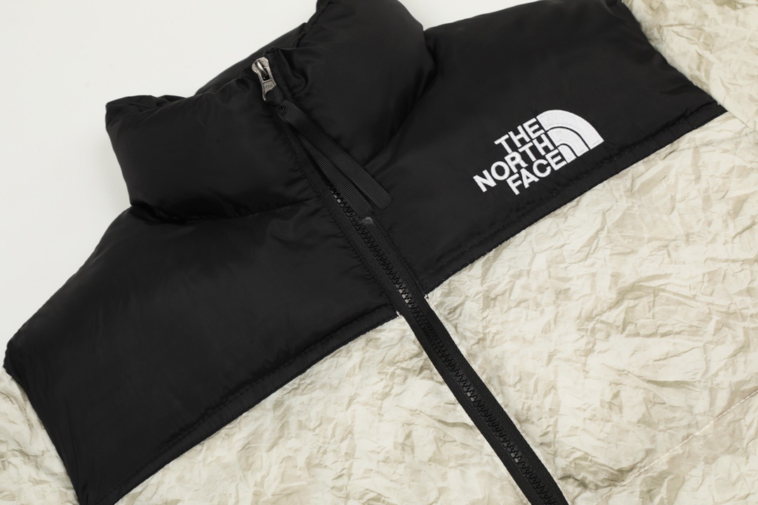 【The North Face x Supreme】 連名ダウンジャケット【即日出荷】