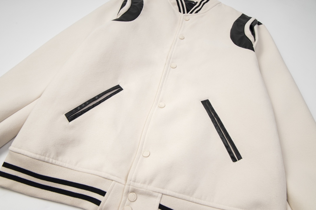 【SAINT LAURENT旗艦店】野球服のジャケット ご好評に付き再入荷！