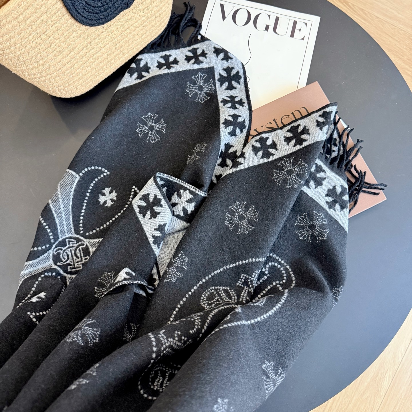 【CHROME HEARTS公式旗艦店】クロムハーツ スカーフ 限定発売 送料無料