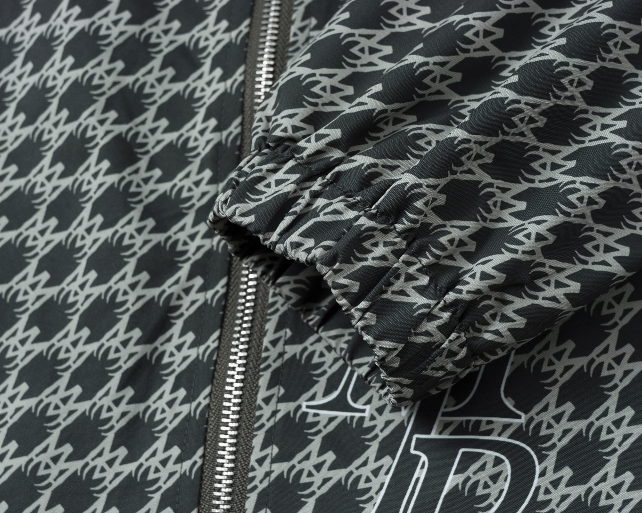 【AMIRI旗艦店】ジャケット 、ご好評に付き再入荷！