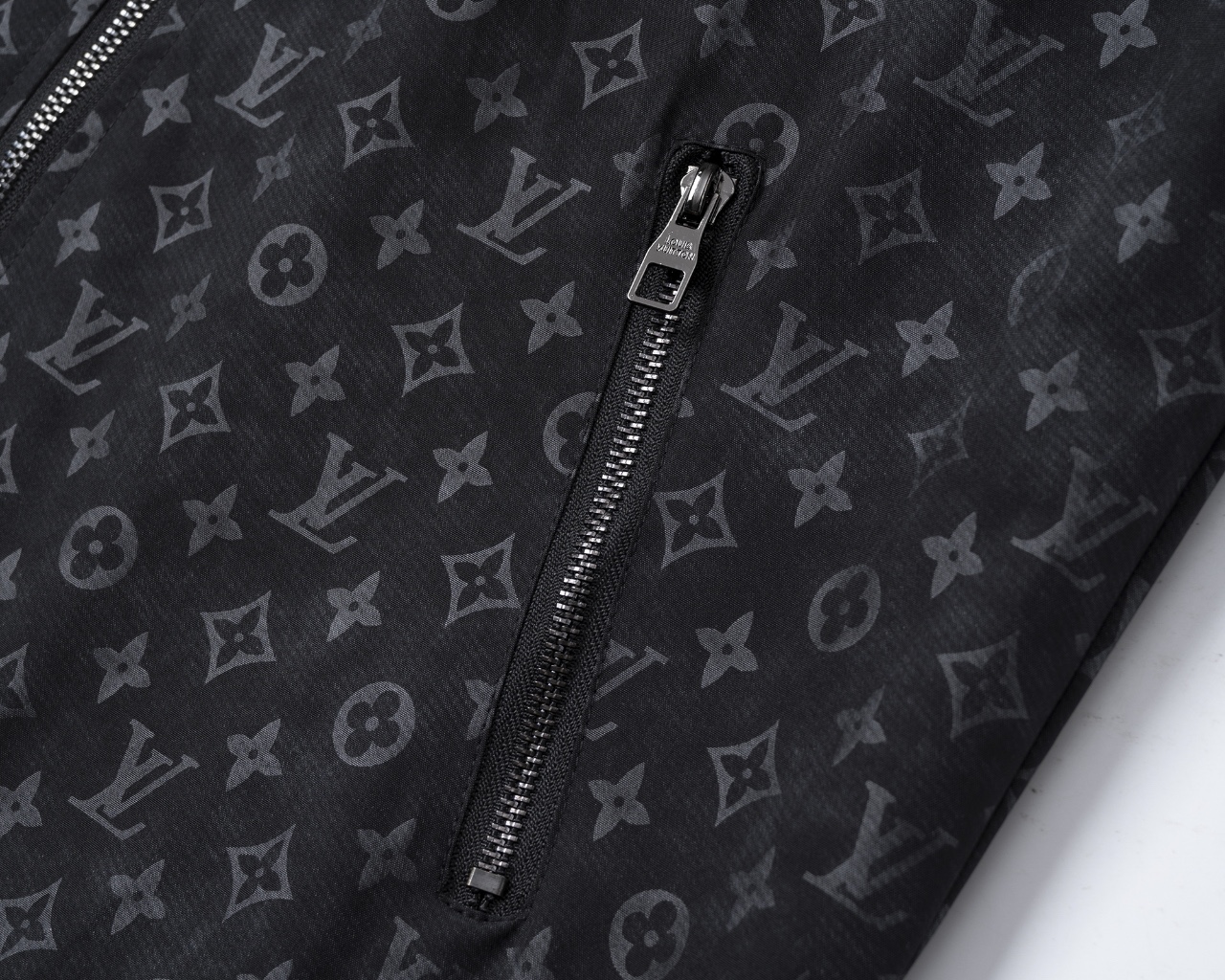 【LOUIS VUITTON旗艦店】ルイヴィトン ジャケット 、ご好評に付き再入荷！