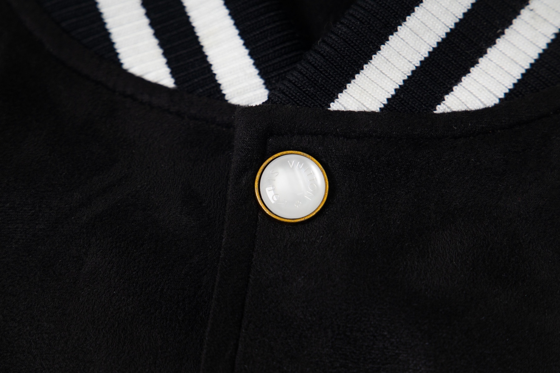 【LOUIS VUITTON旗艦店】ルイヴィトン ジャケット ご好評に付き再入荷！