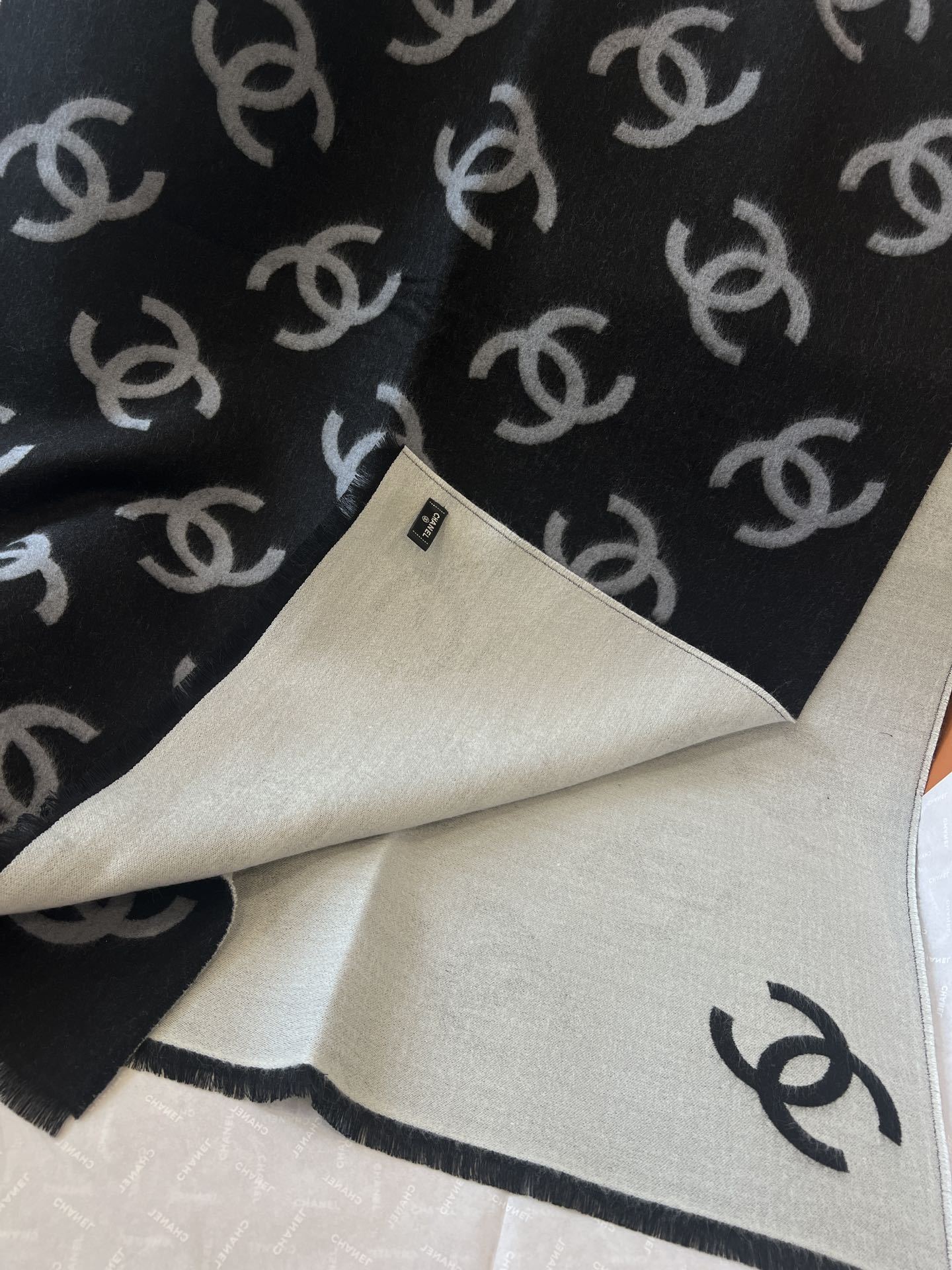 【CHANEL公式旗艦店】シャネル スカーフ 限定発売 送料無料