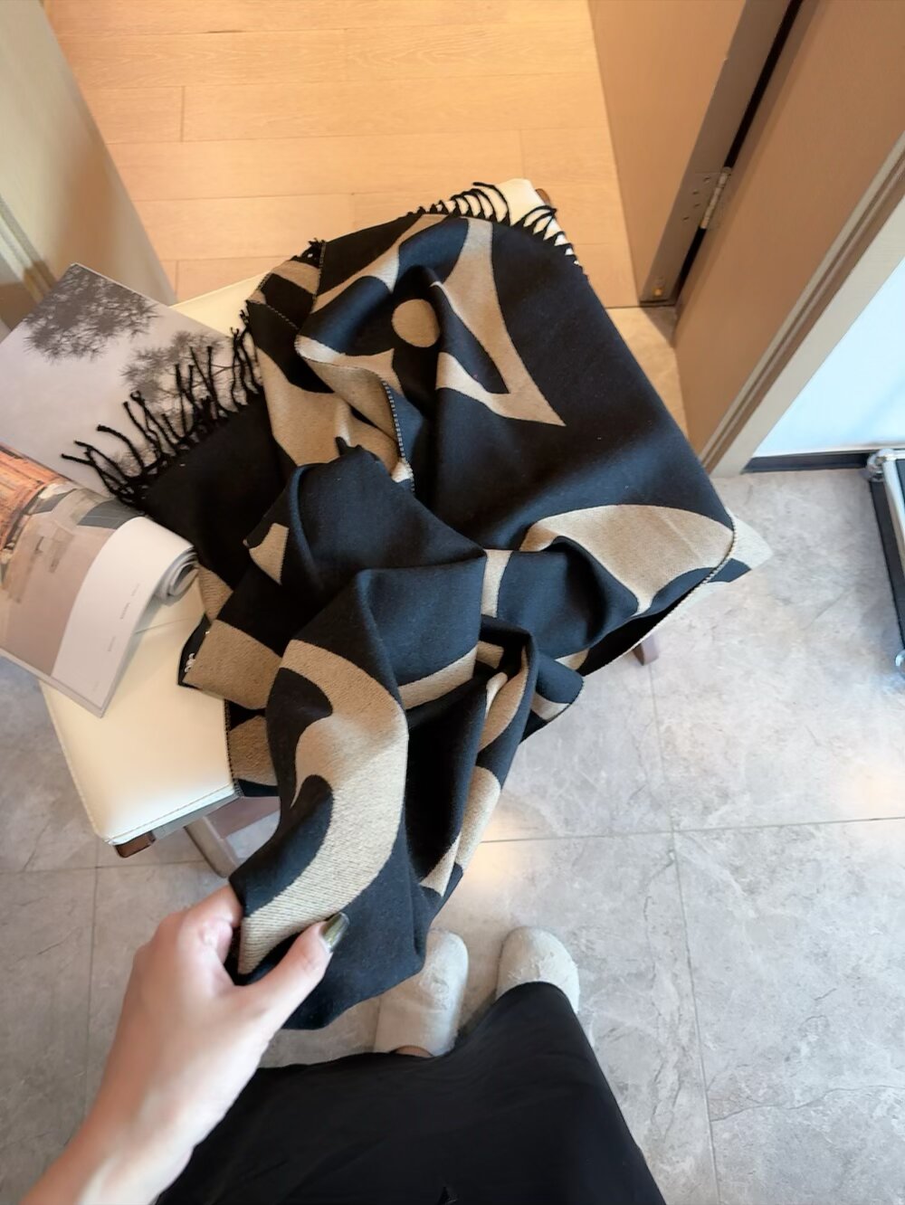 【LOUIS VUITTON公式旗艦店】ルイヴィトン スカーフ 限定発売 送料無料