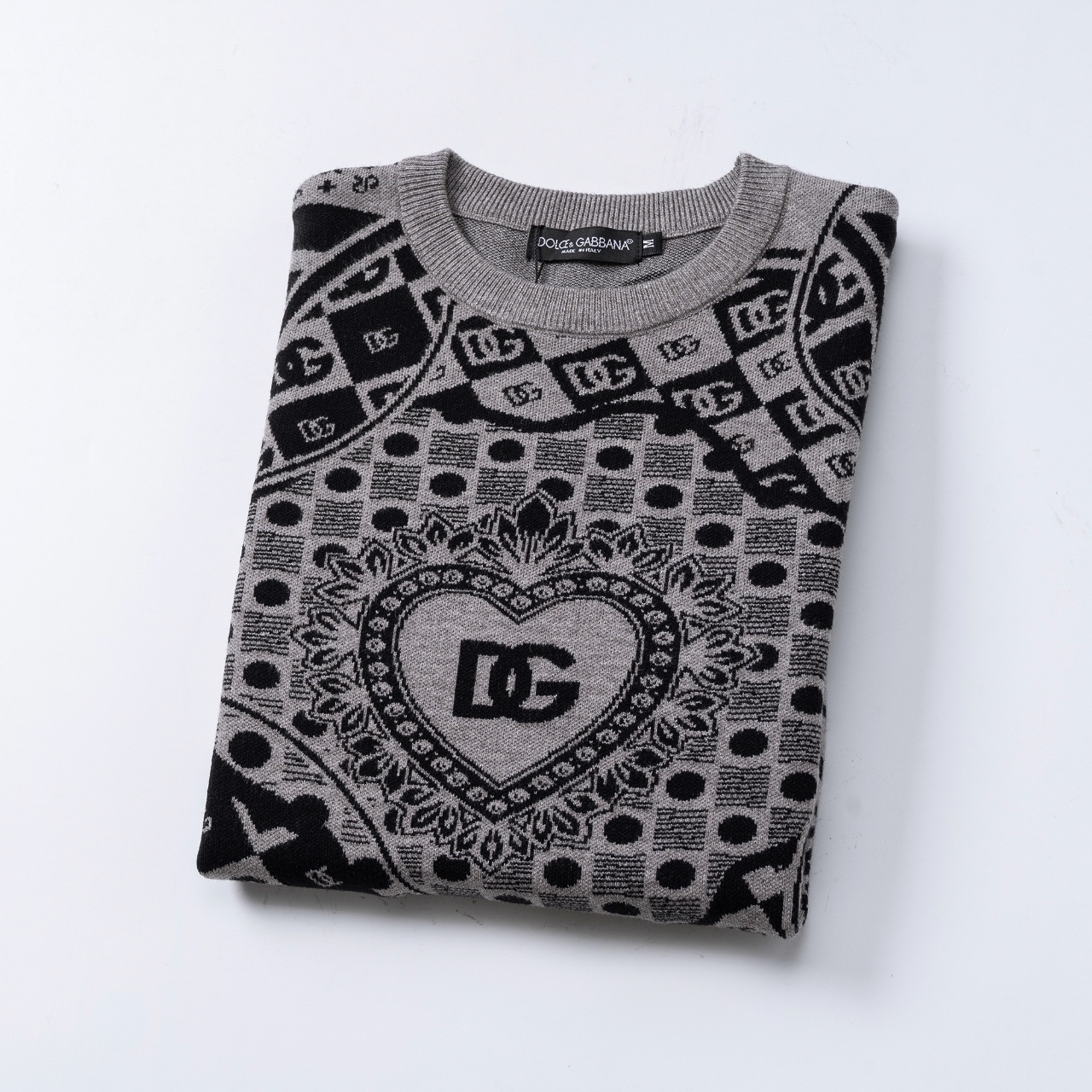 【Dolce&Gabbana旗艦店】 セーター ご好評に付き再入荷！