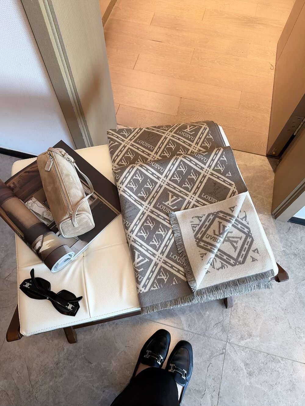 【LOUIS VUITTON公式旗艦店】ルイヴィトン スカーフ 限定発売 送料無料