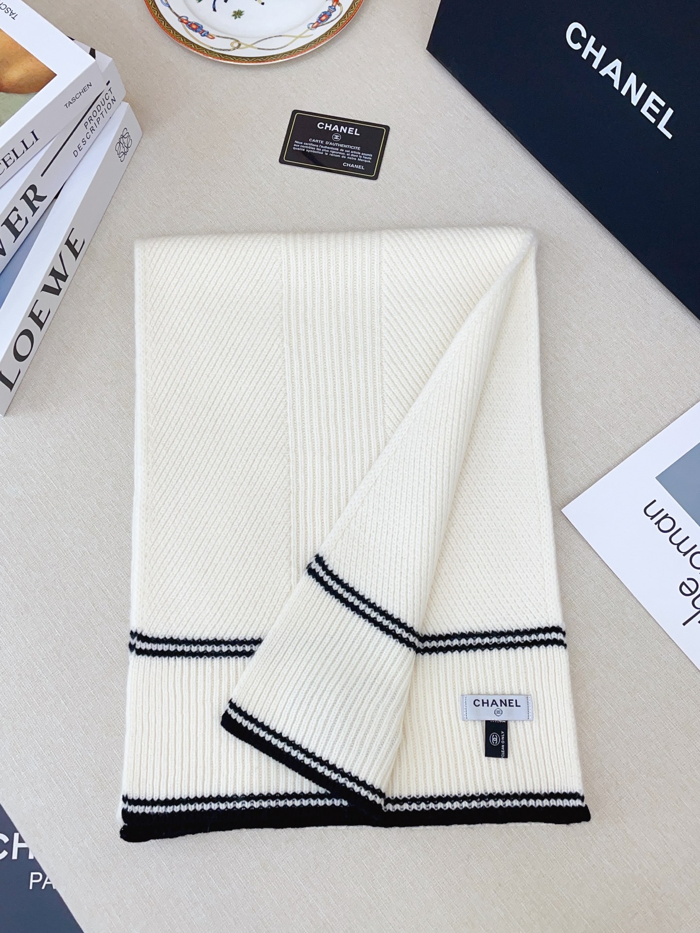 【CHANEL公式旗艦店】シャネル スカーフ 限定発売 送料無料